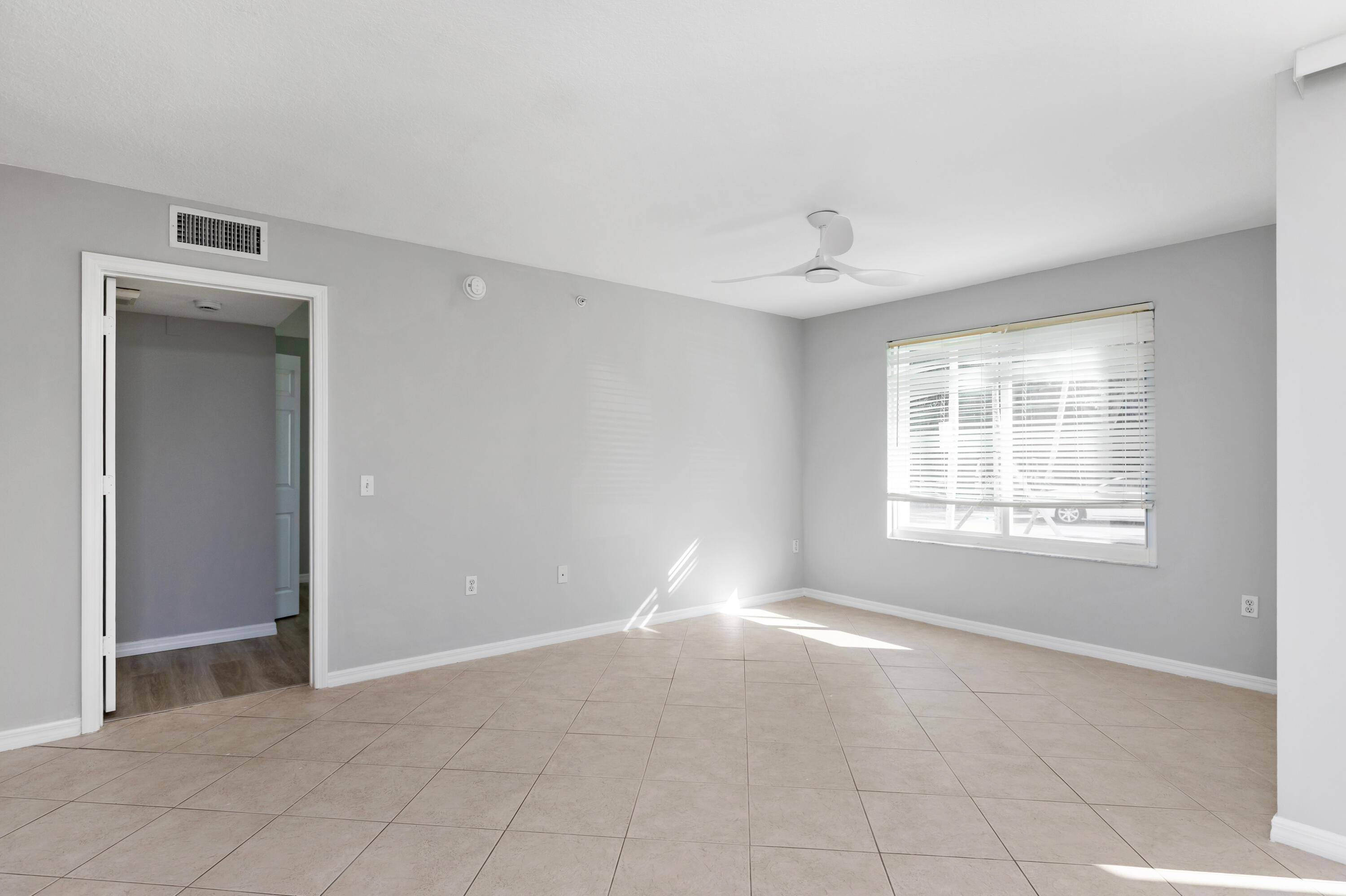 MLS #RX-11139960 image #6