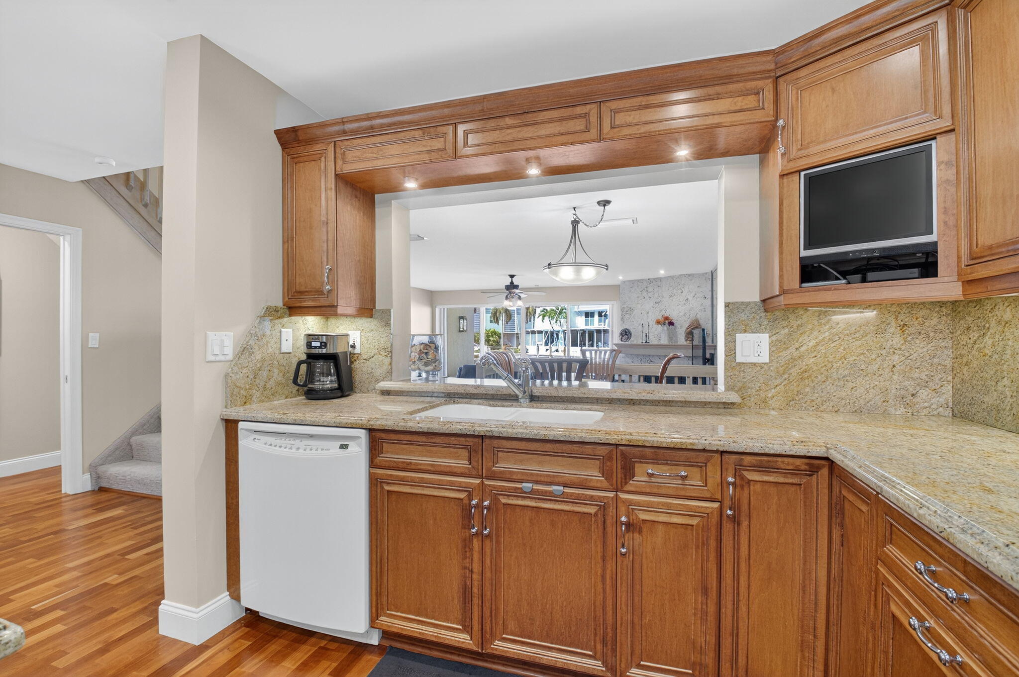 MLS #RX-11140026 image #8