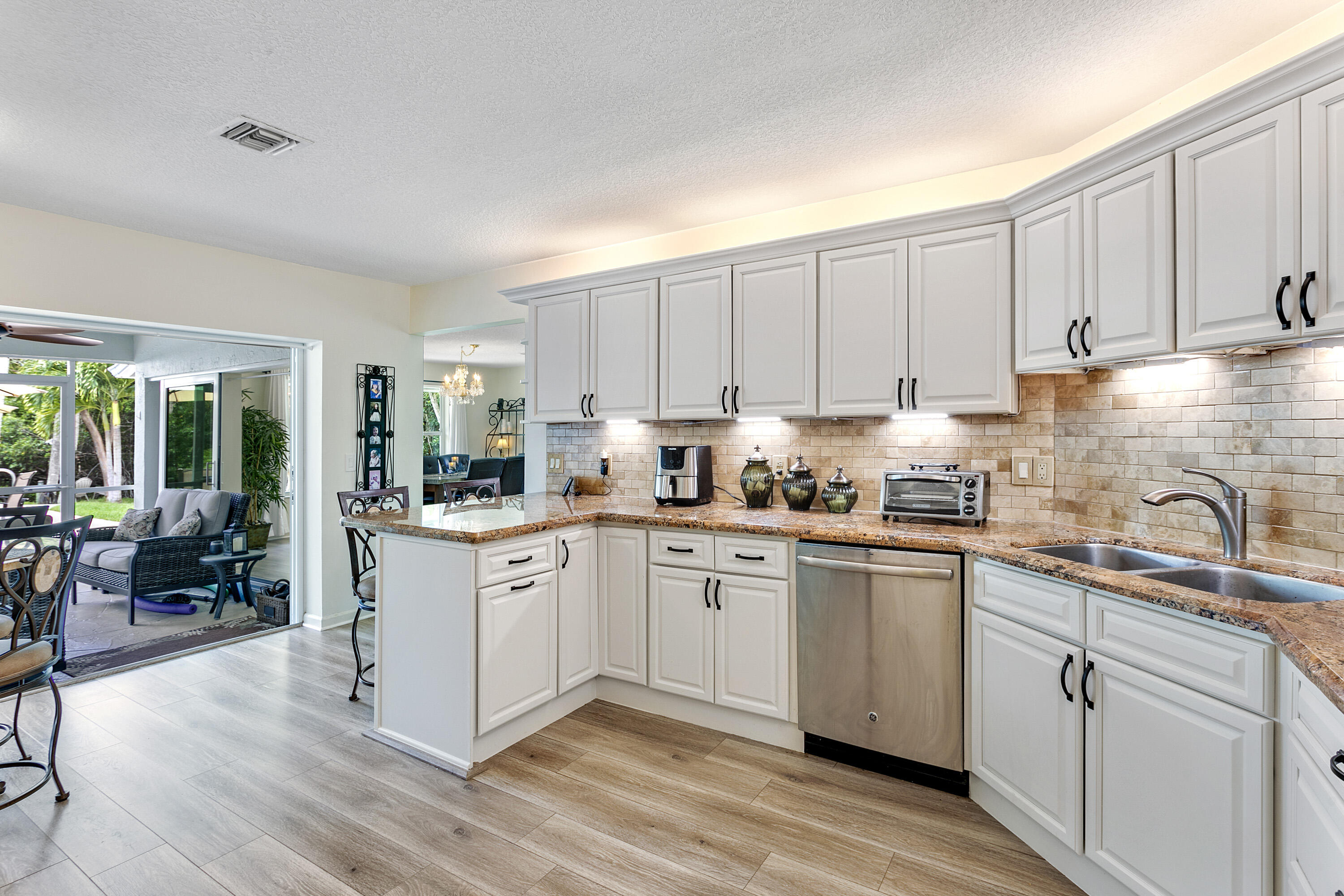 MLS #RX-11140071 image #19