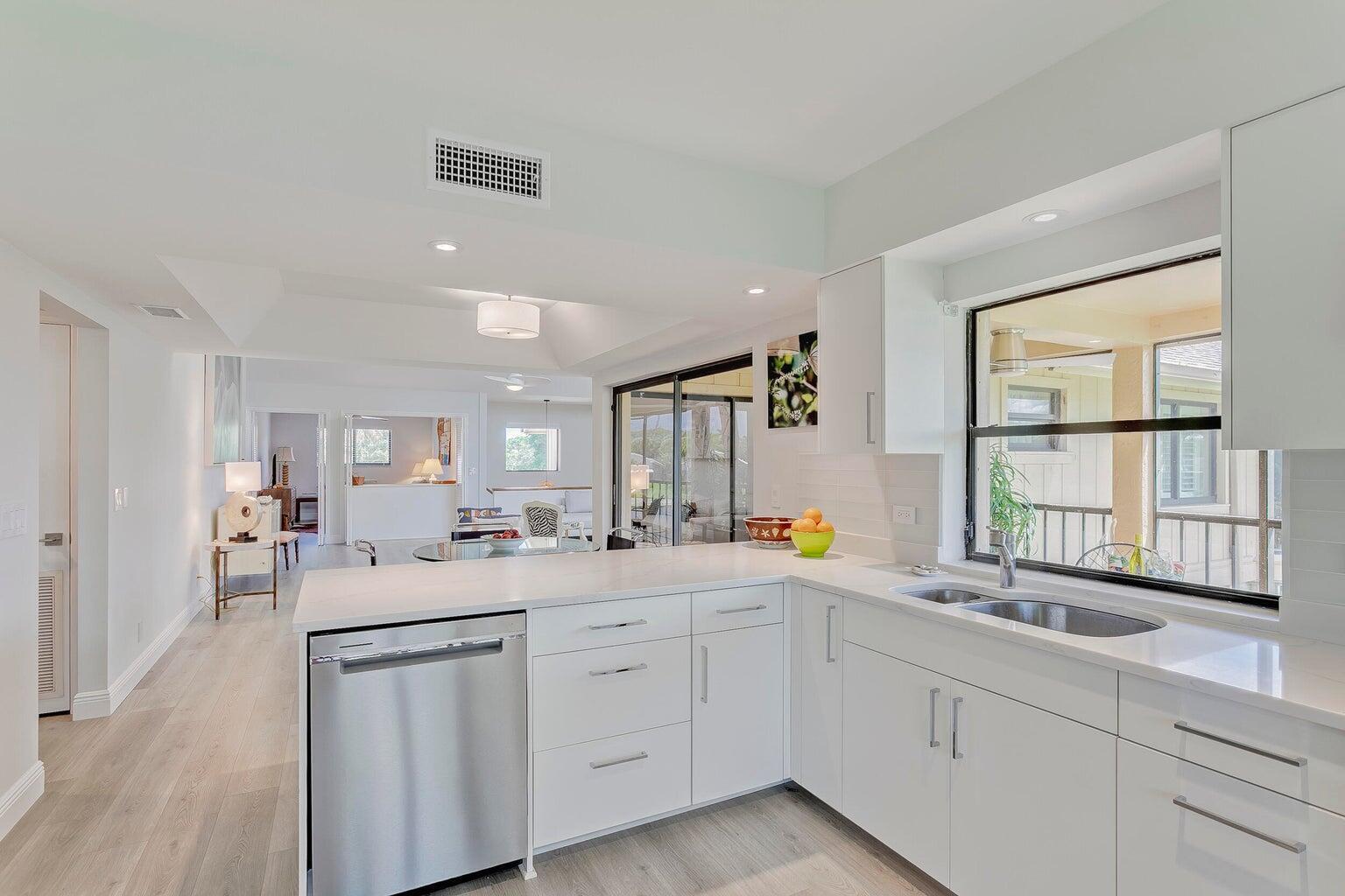 MLS #RX-11140092 image #9