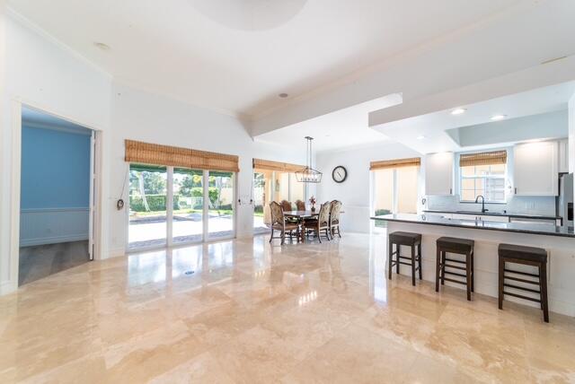 MLS #RX-11140093 image #1