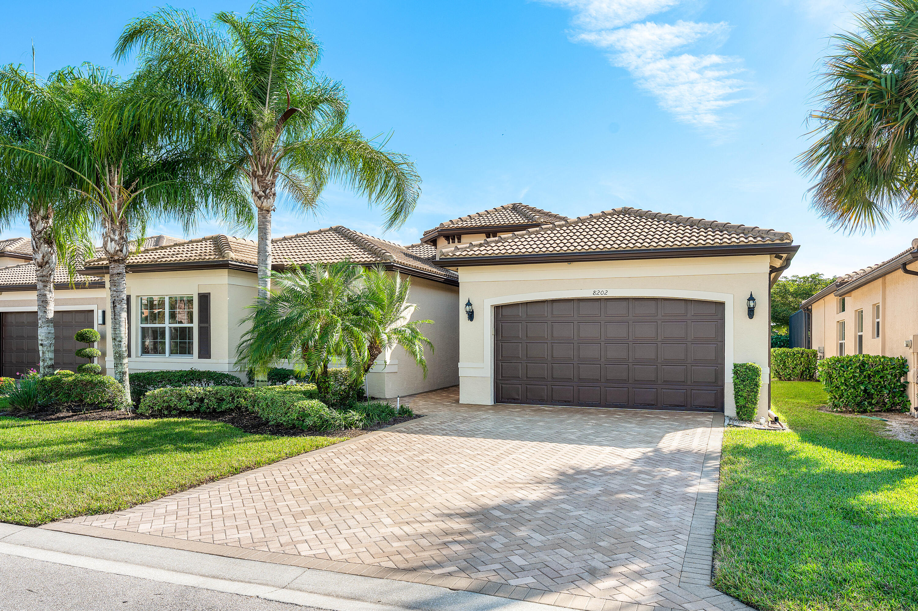 MLS #RX-11140094 image #2