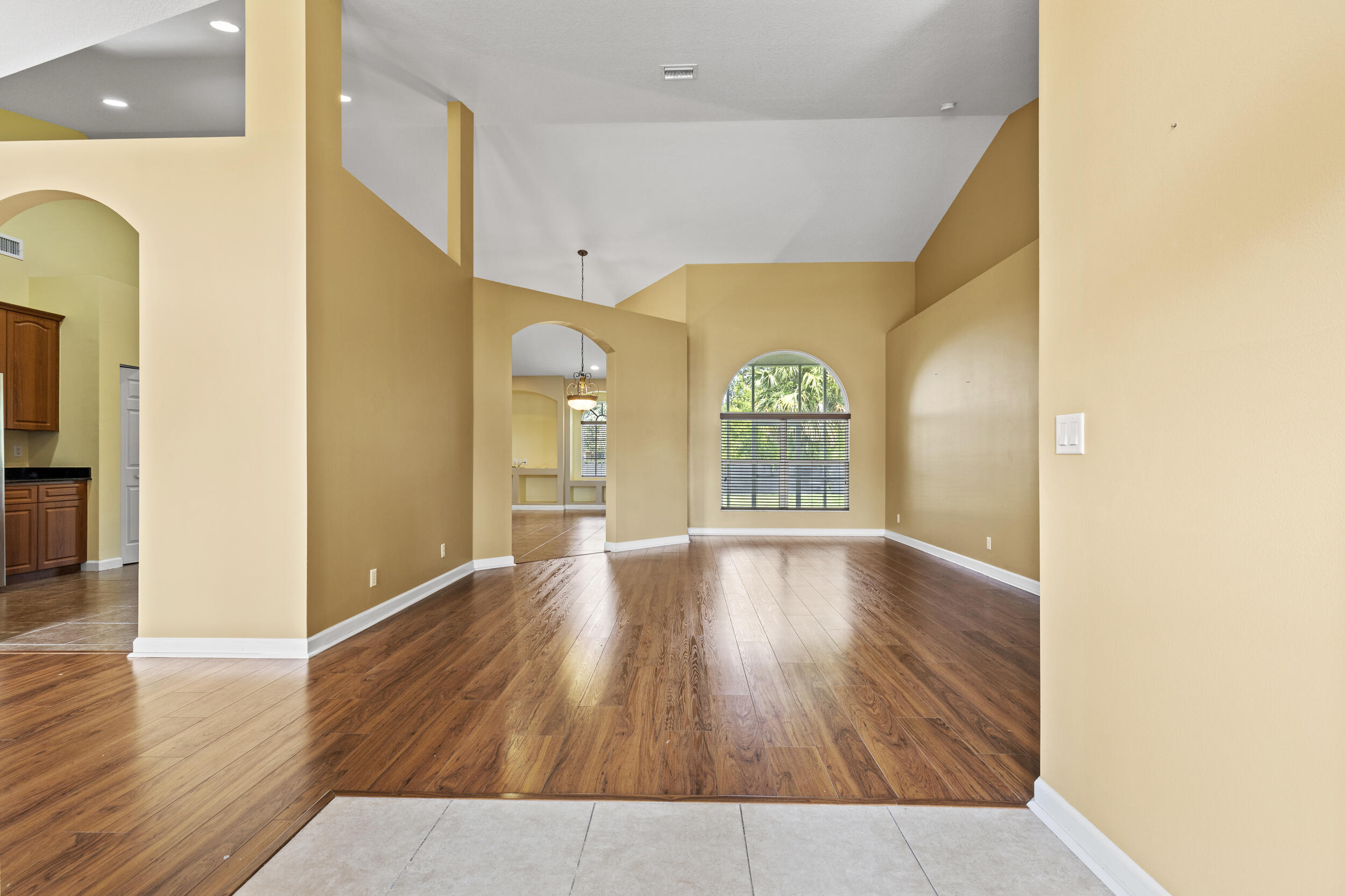 MLS #RX-11140104 image #4