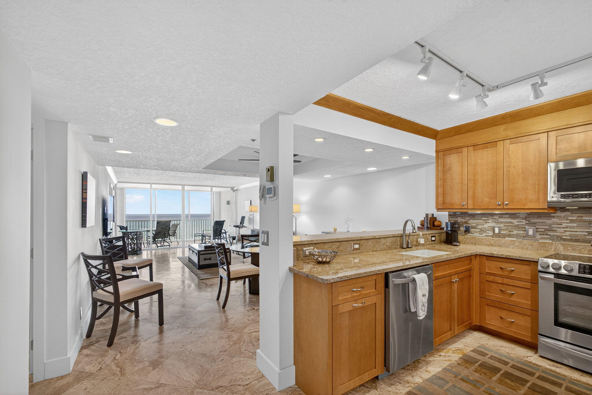 MLS #RX-11140195 image #4