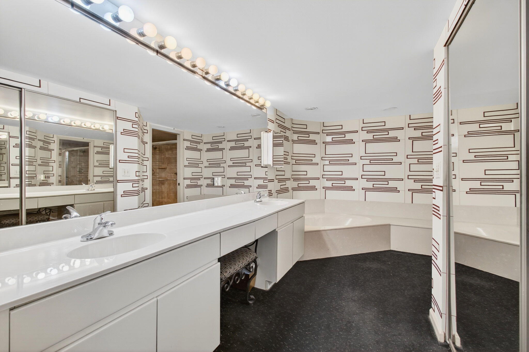 MLS #RX-11140240 image #25