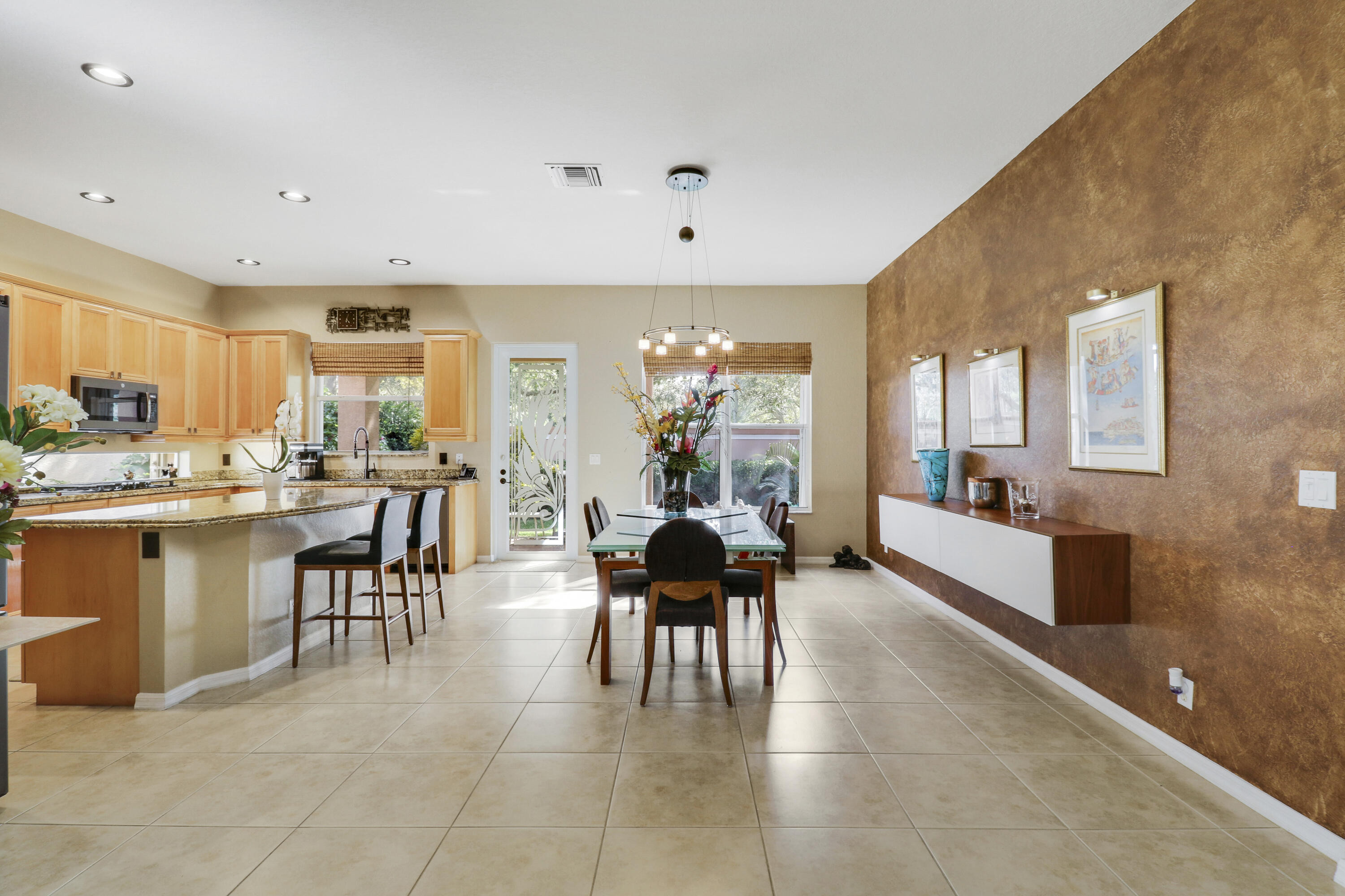 MLS #RX-11140276 image #9