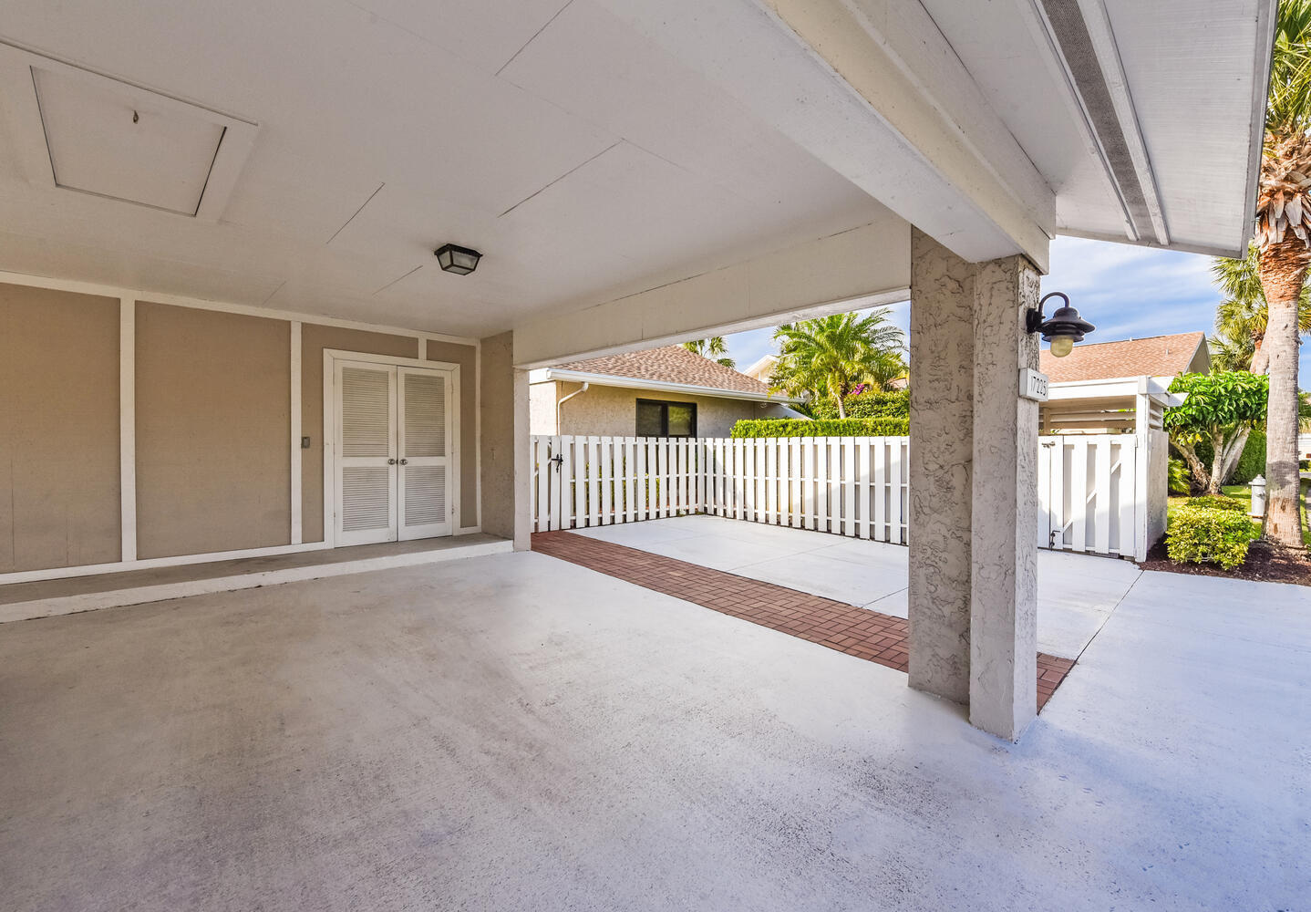 MLS #RX-10936498 image #2