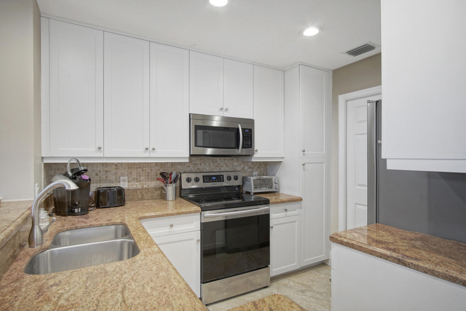 MLS #RX-11140454 image #6