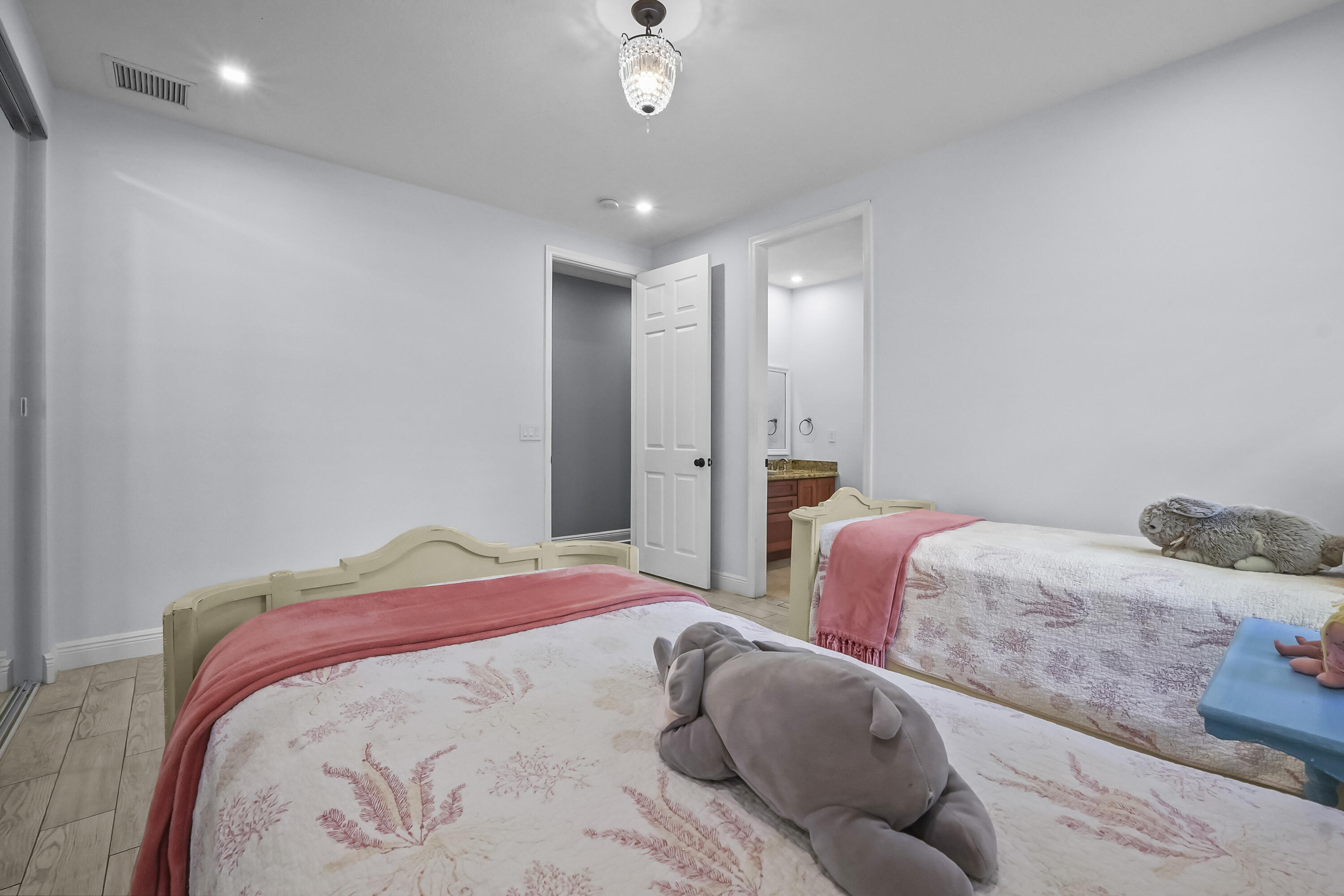 MLS #RX-11140458 image #43