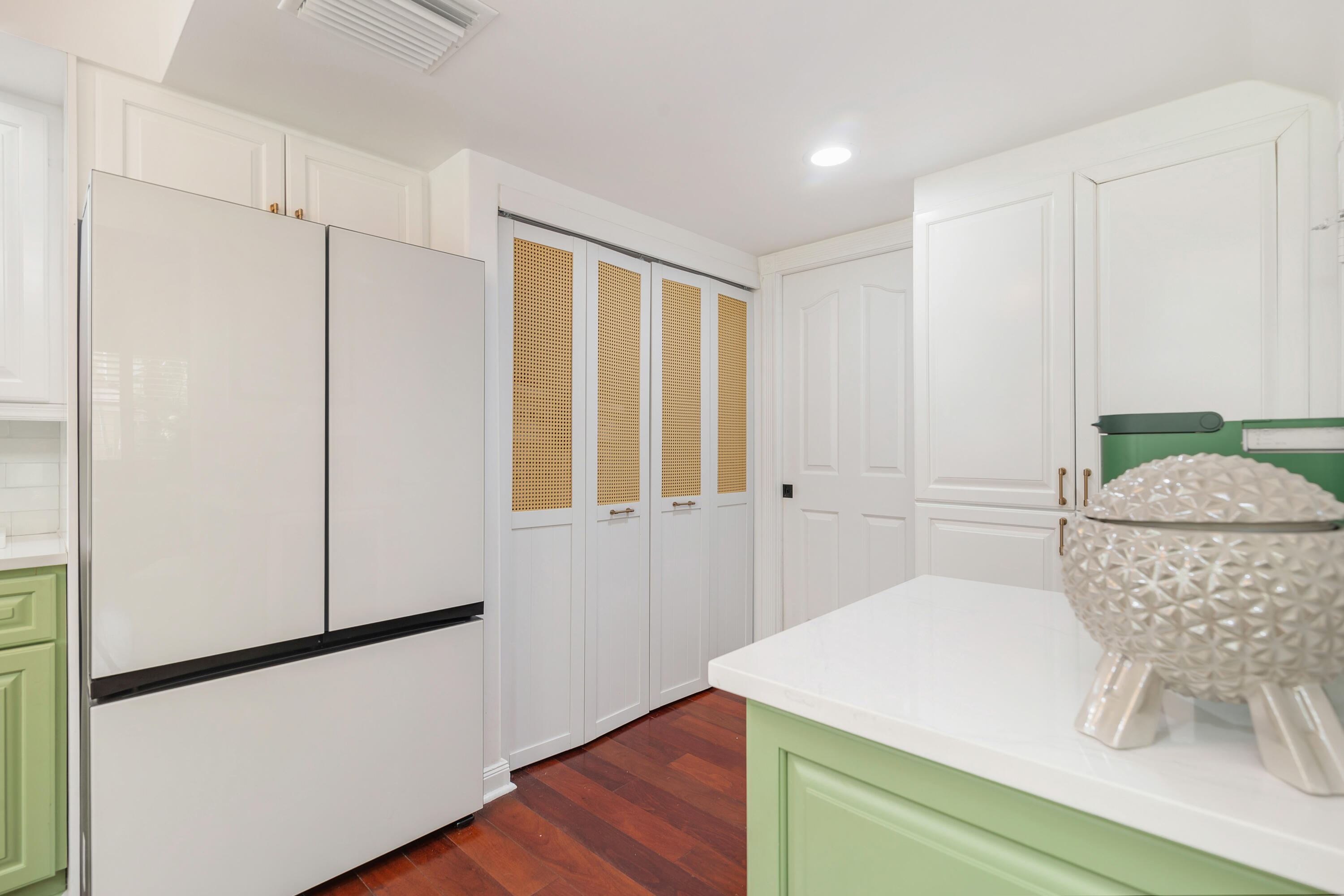 MLS #RX-11140593 image #2