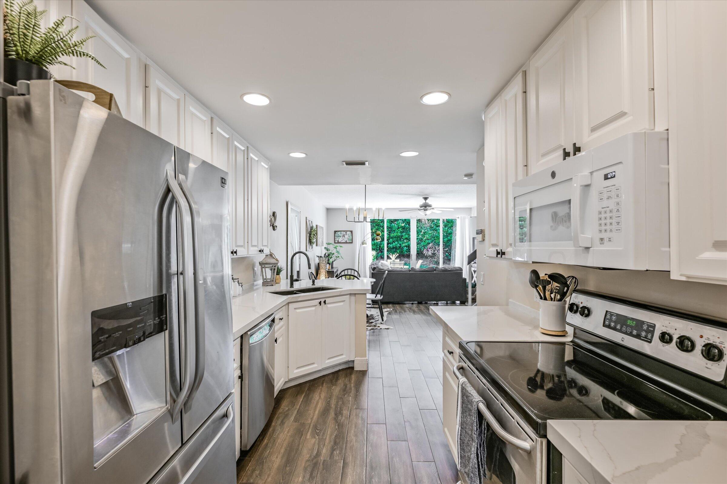 MLS #RX-11140605 image #2