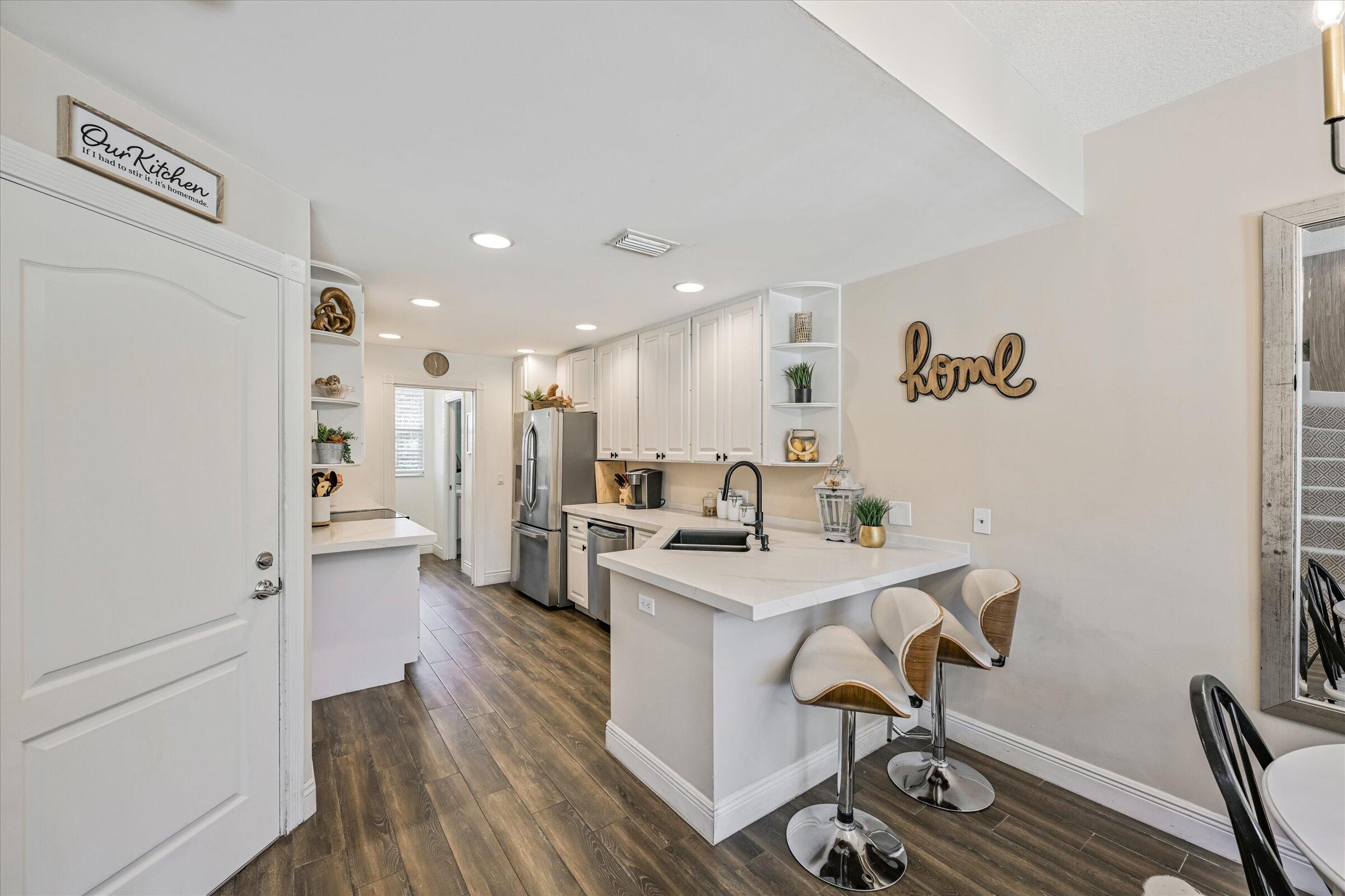 MLS #RX-11140605 image #3