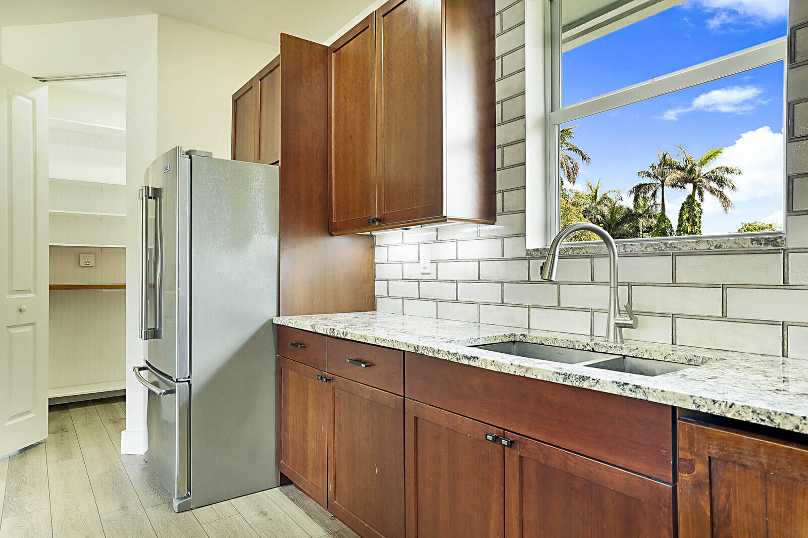 MLS #RX-11003944 image #10