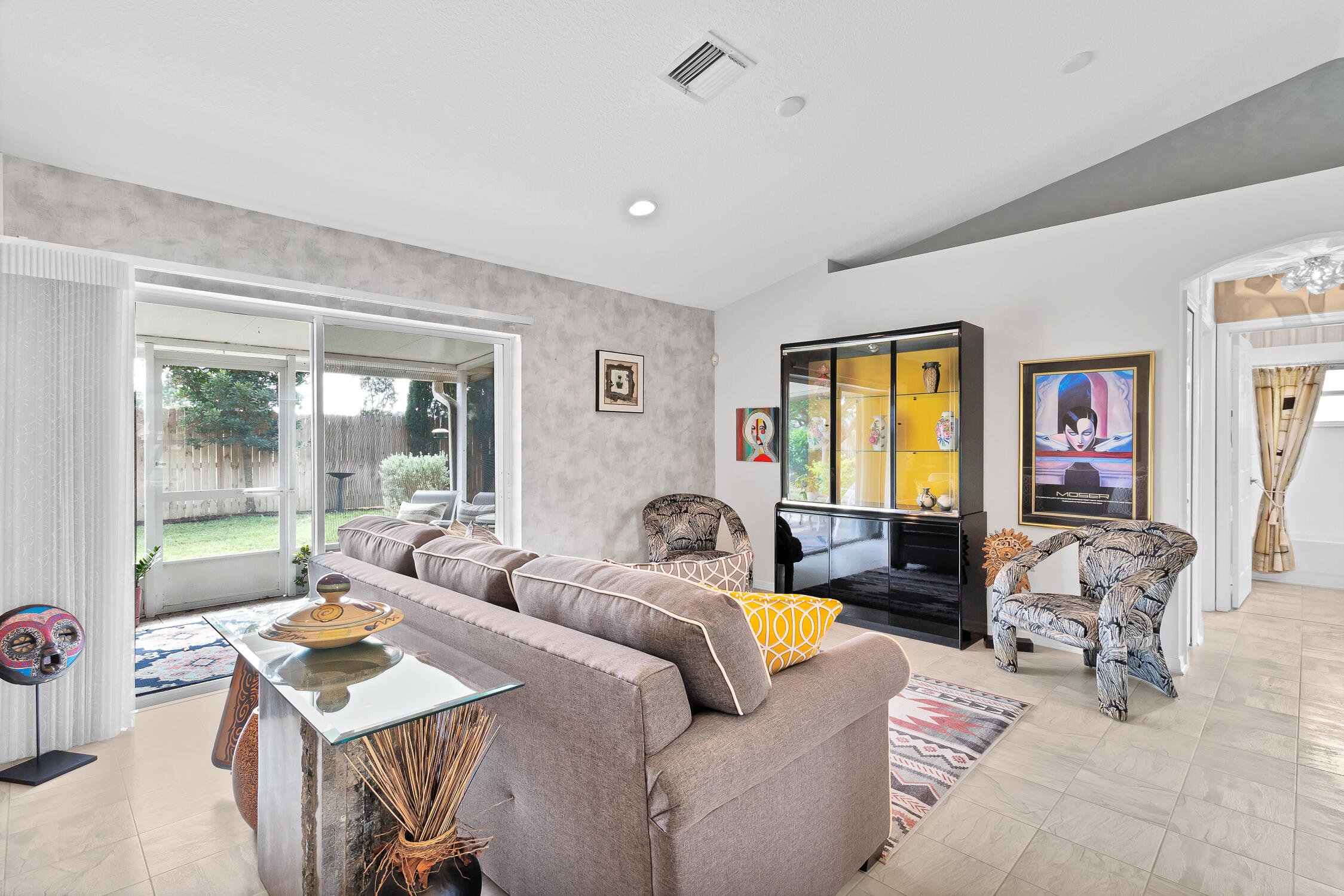 MLS #RX-11140637 image #1