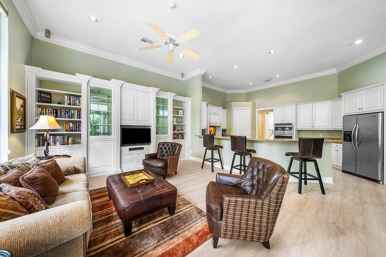 MLS #RX-11140655 image #2