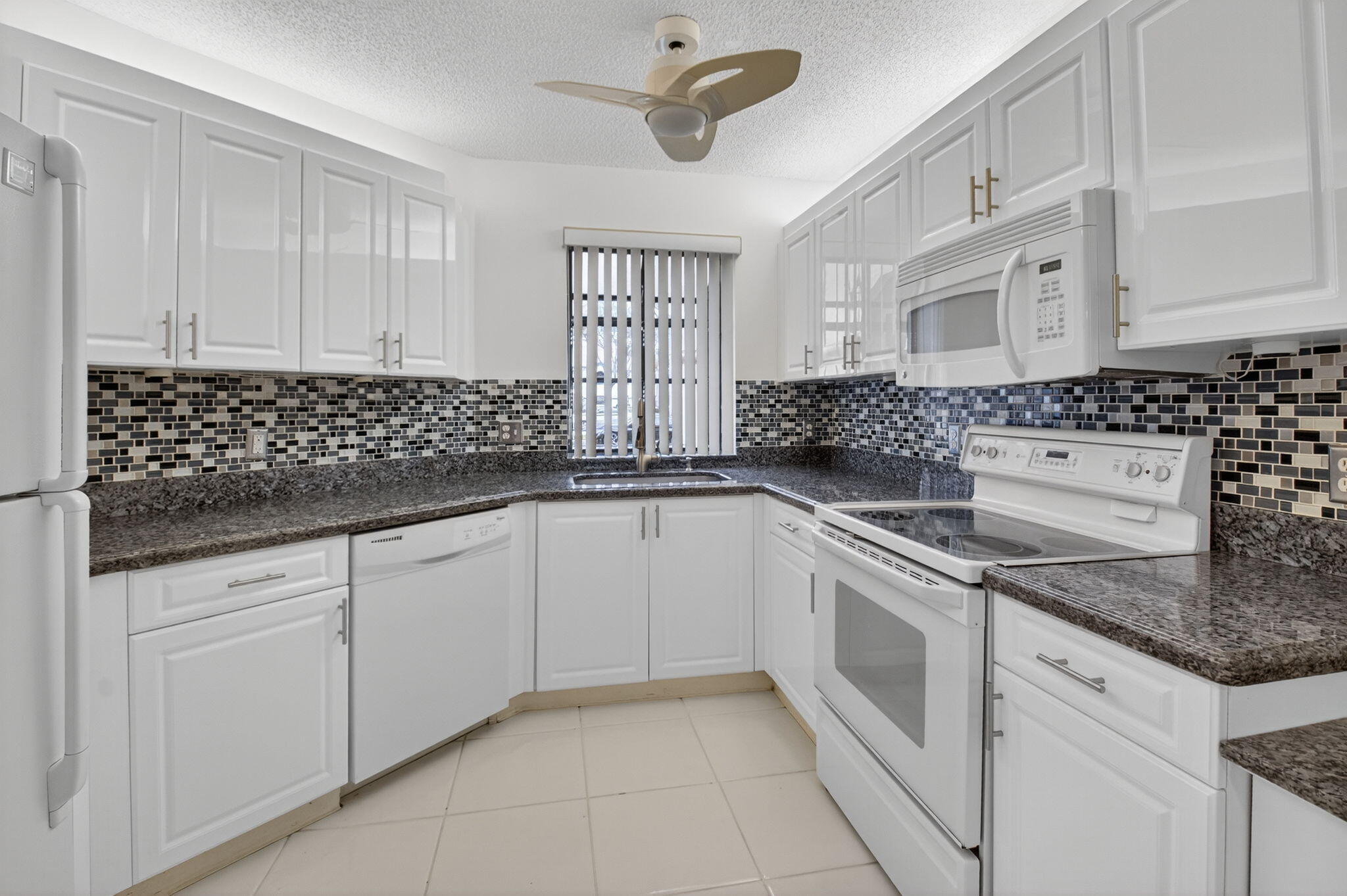 MLS #RX-11140674 image #23