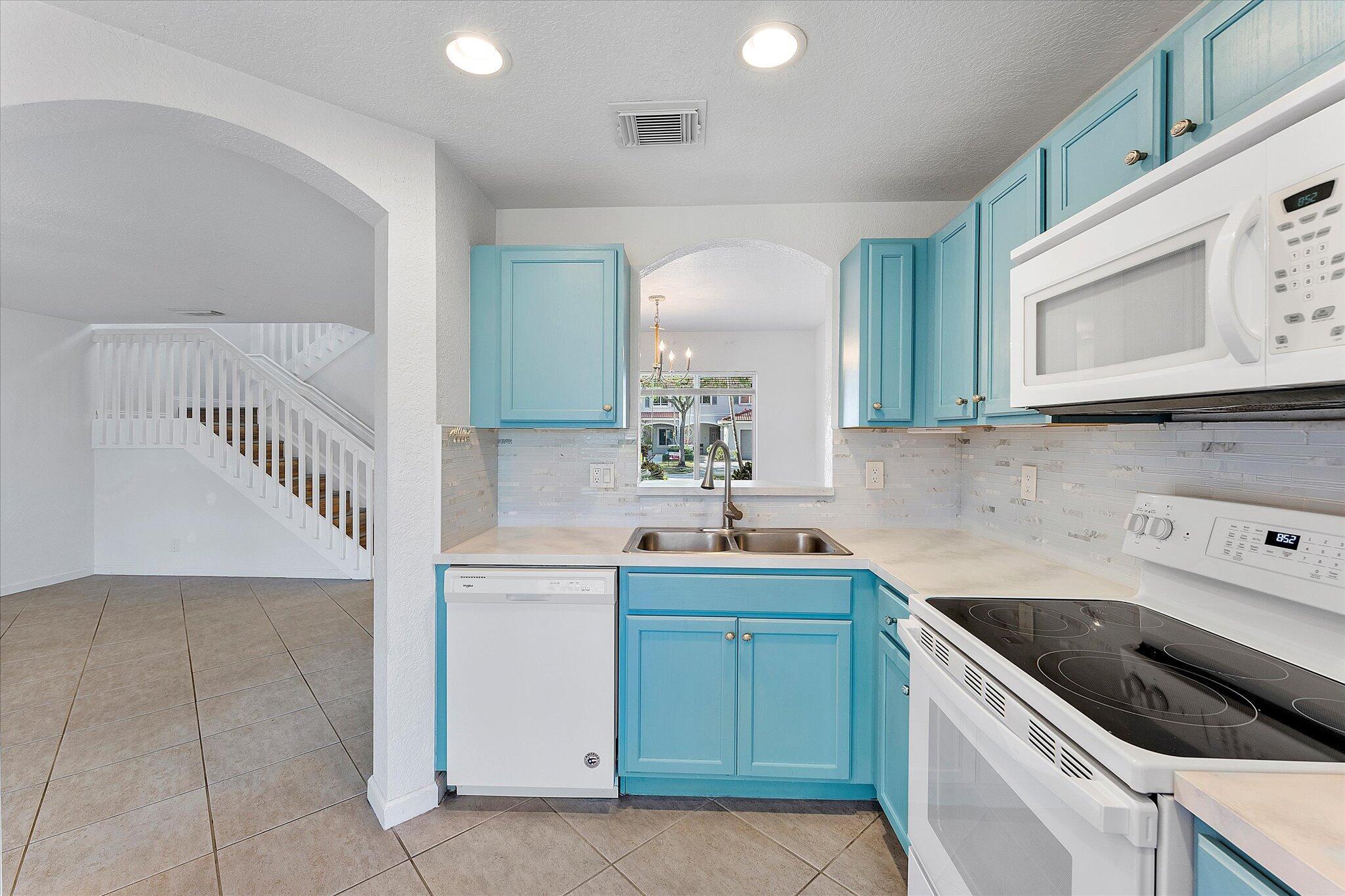 MLS #RX-11140677 image #3