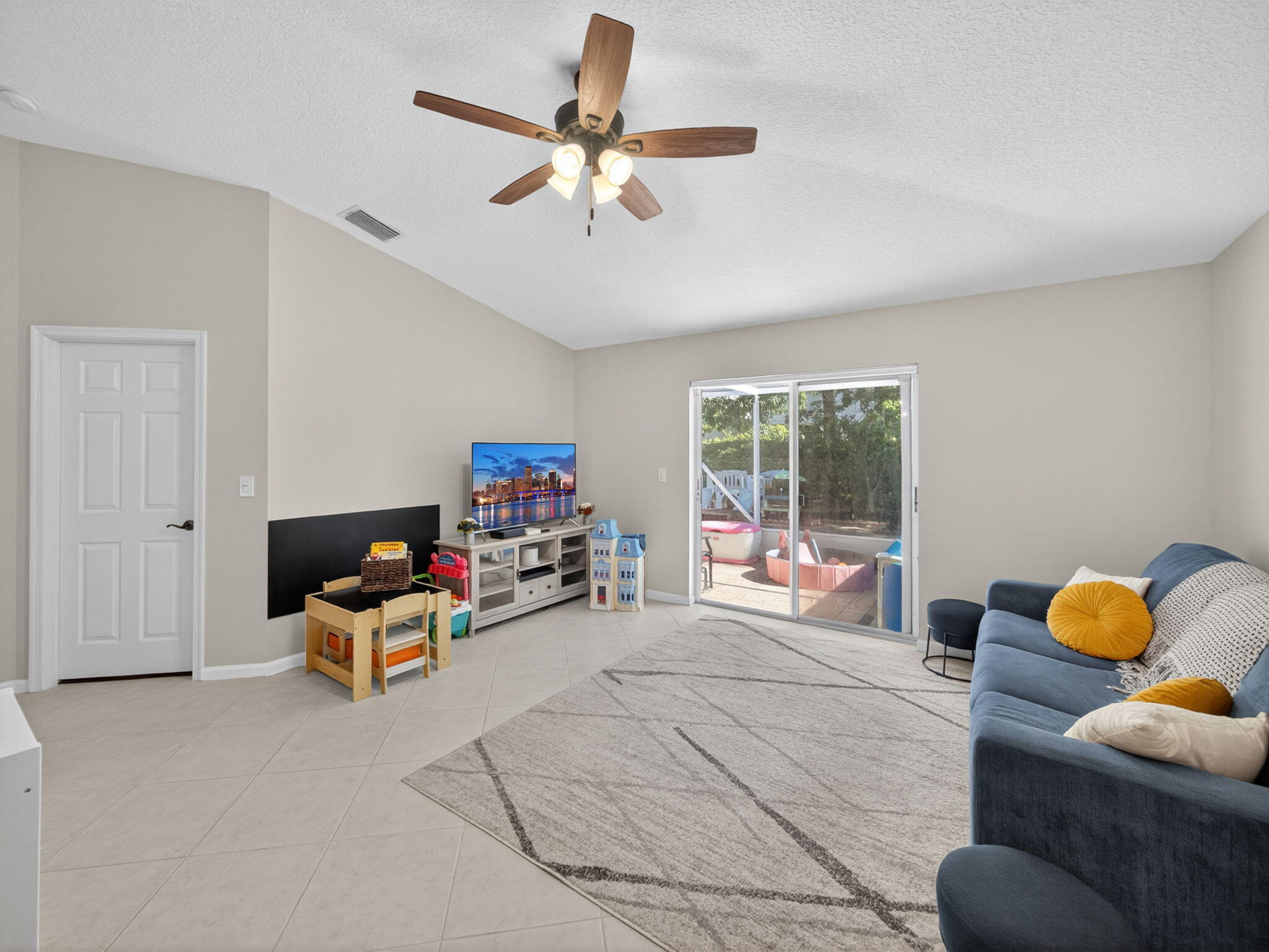 MLS #RX-11140687 image #11