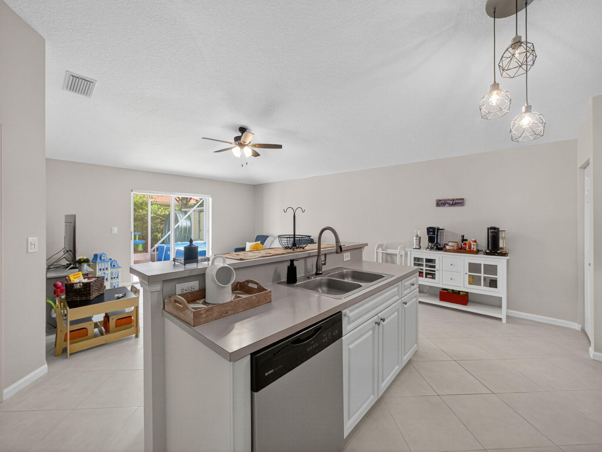 MLS #RX-11140687 image #6