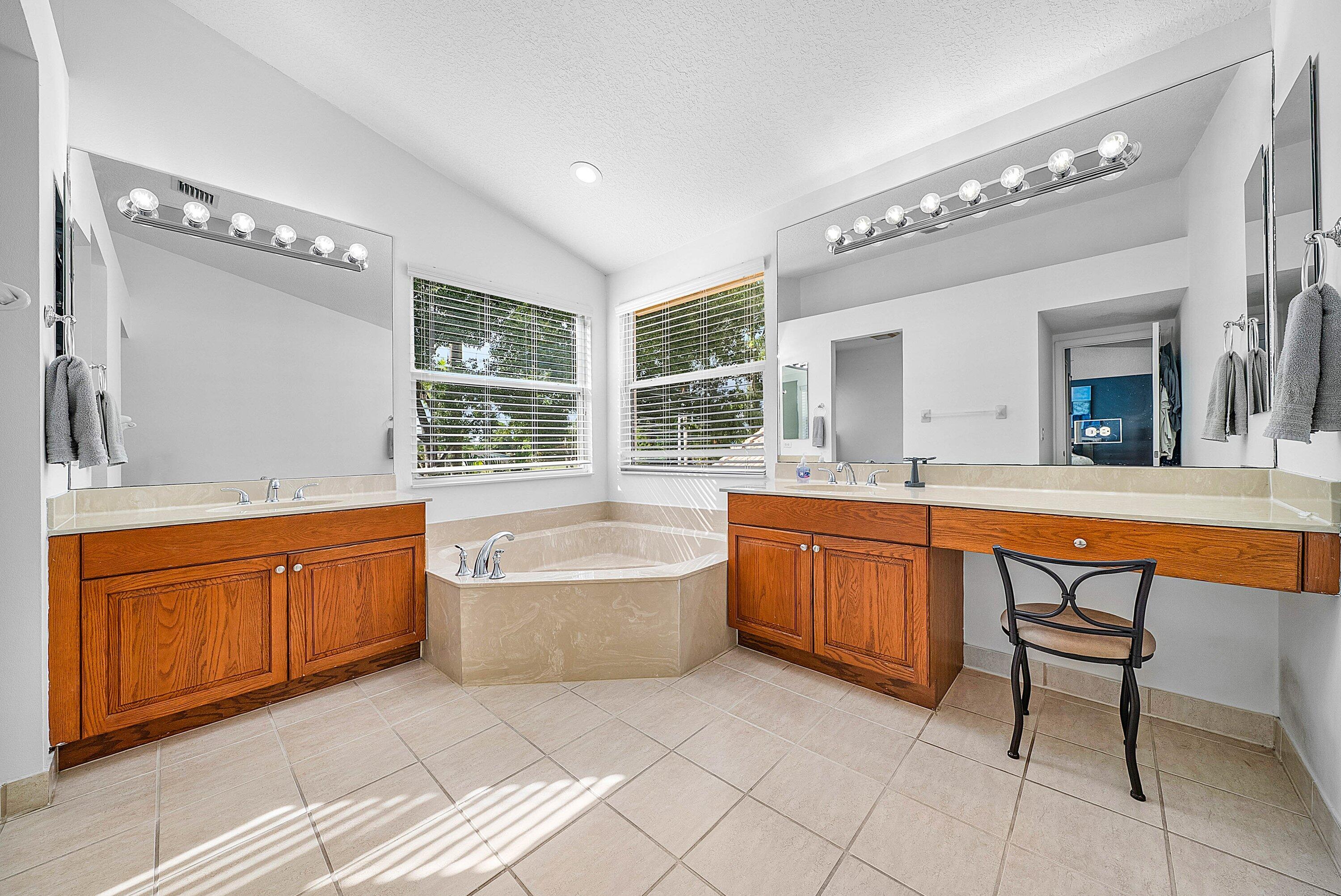 MLS #RX-11140704 image #28