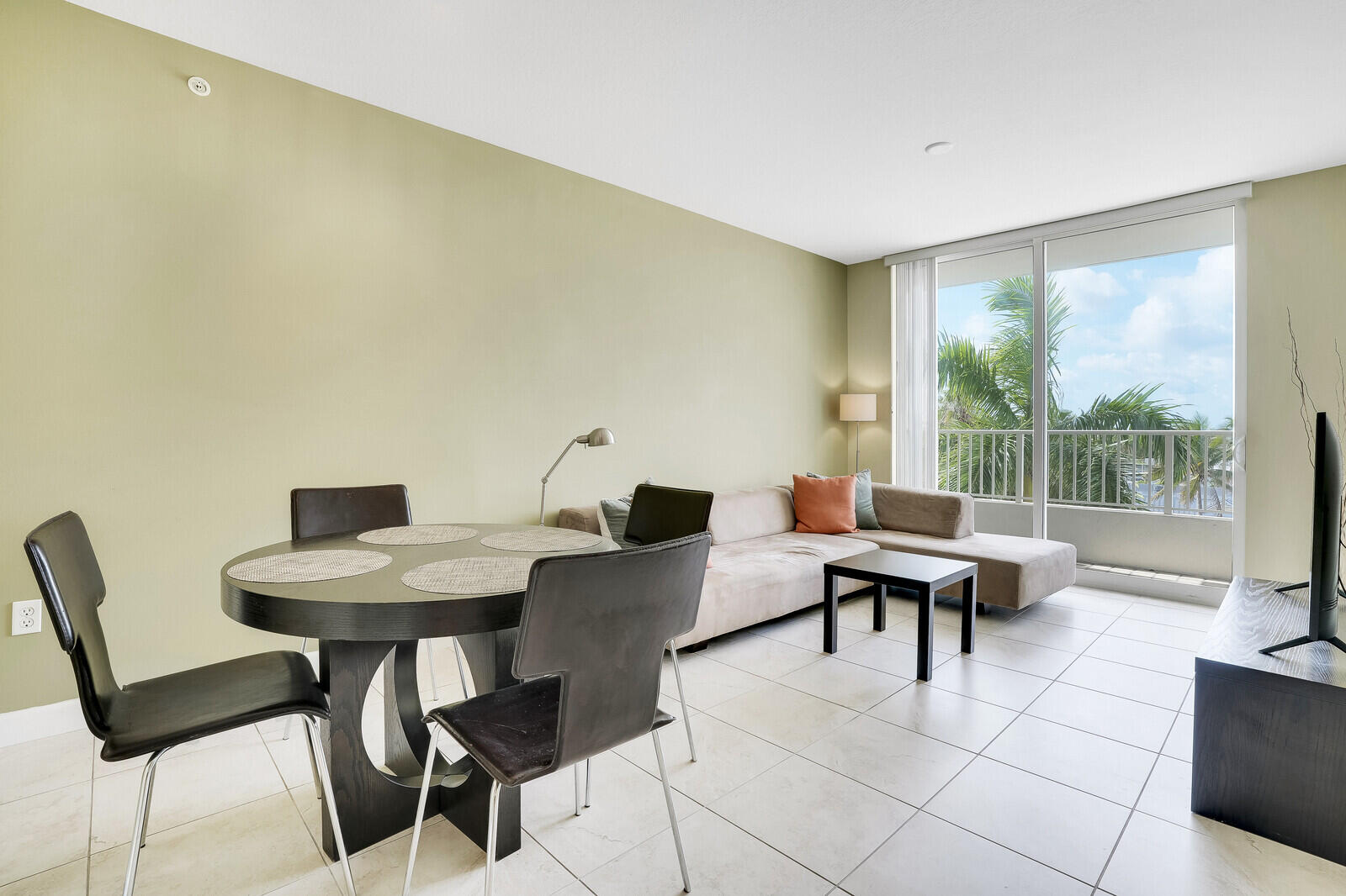 MLS #RX-11140741 image #4