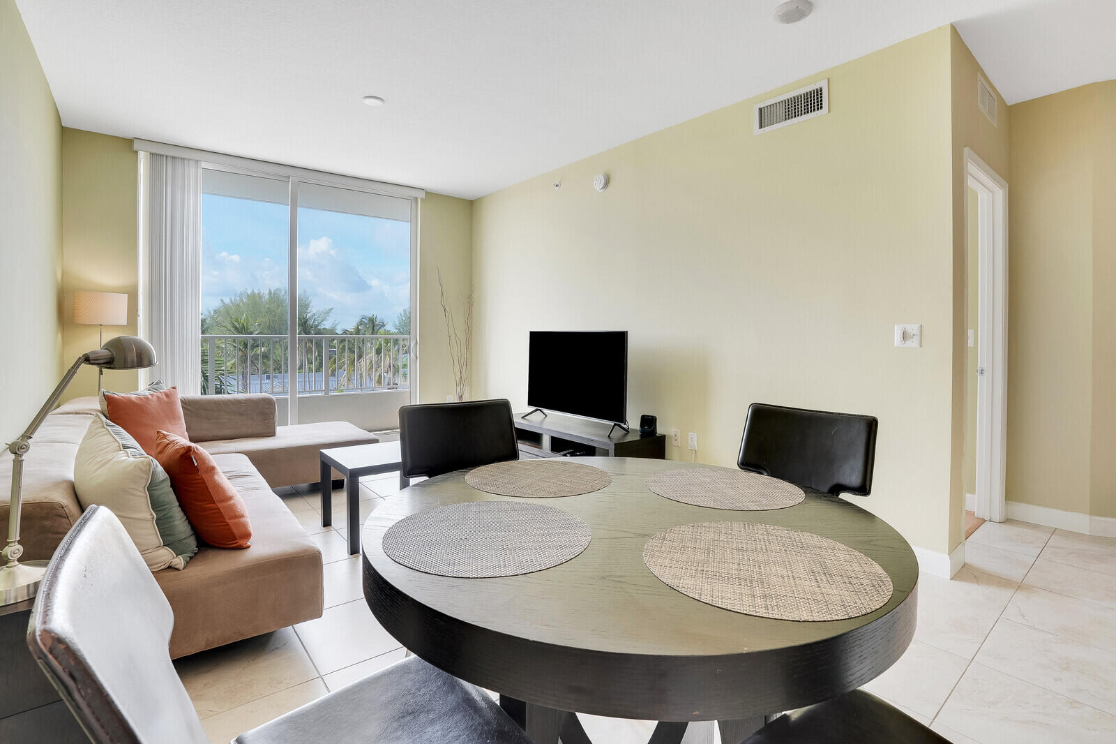 MLS #RX-11140741 image #5