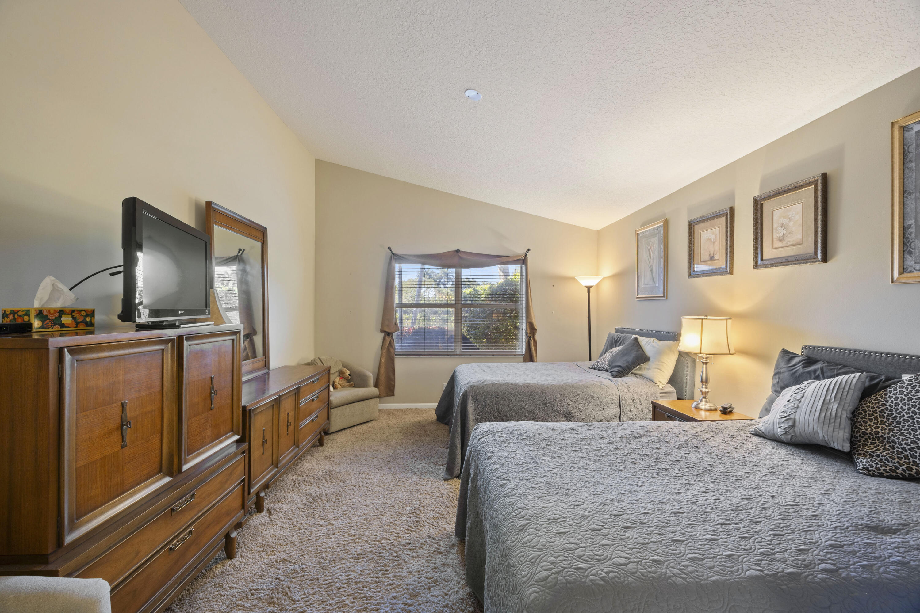 MLS #RX-11140785 image #16