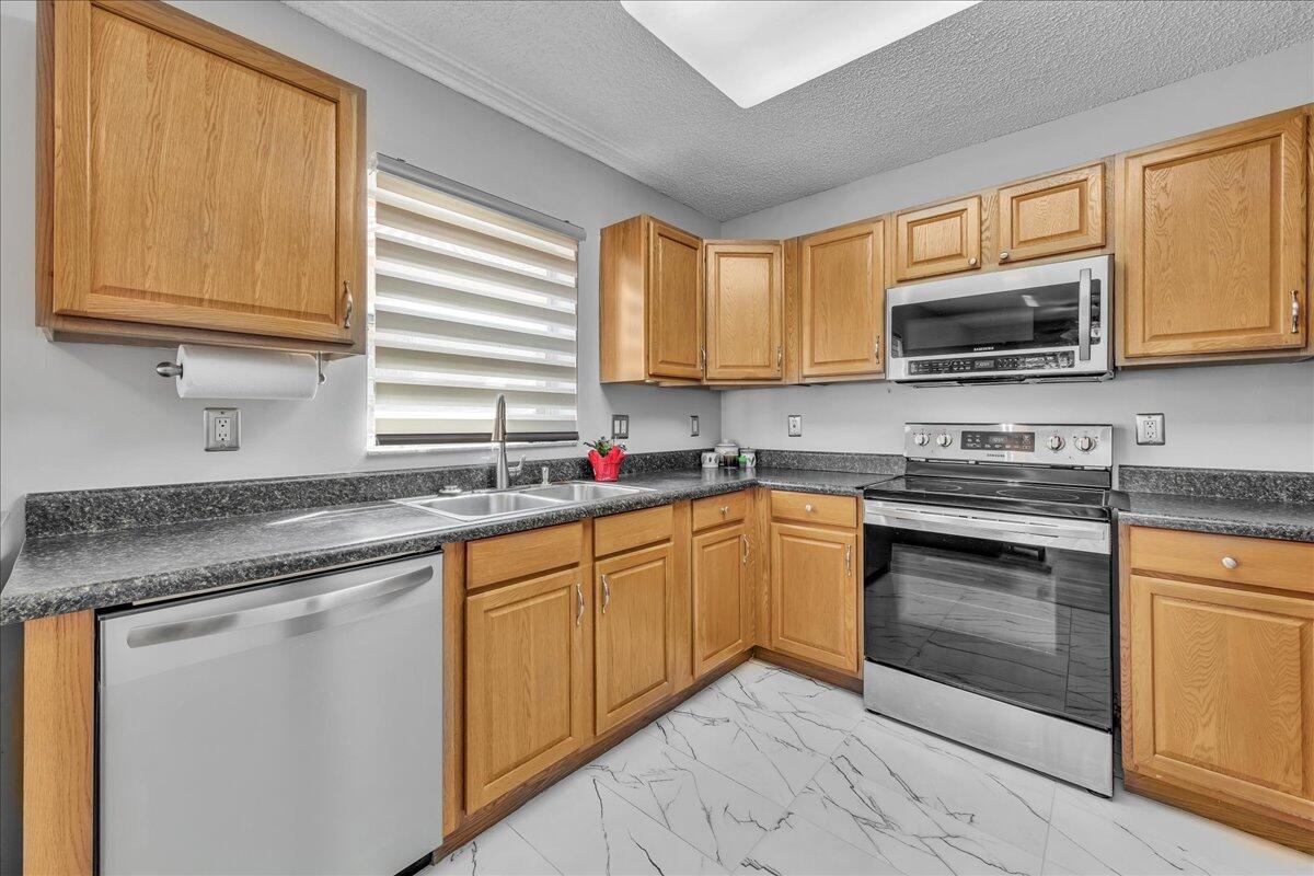 MLS #RX-11140809 image #24