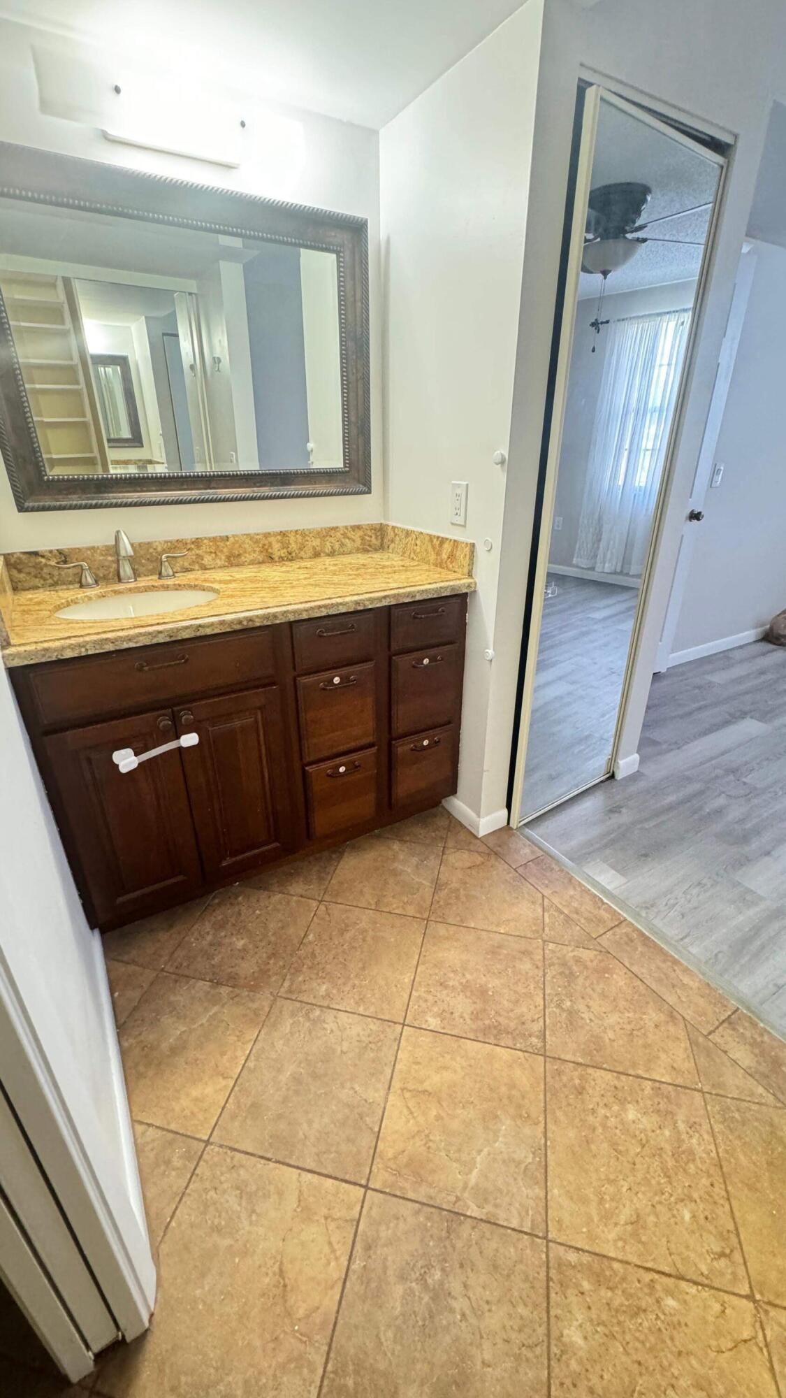 MLS #RX-10825200 image #9