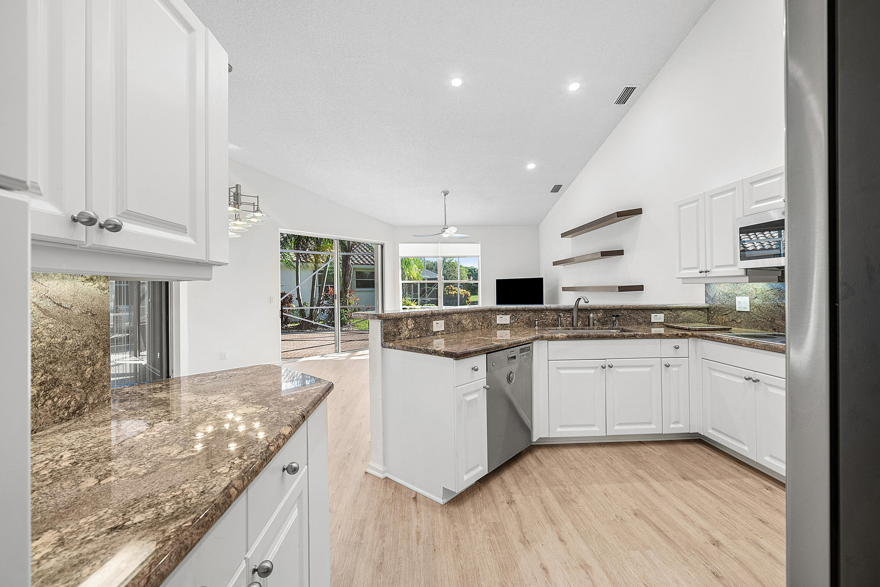 MLS #RX-11140863 image #12