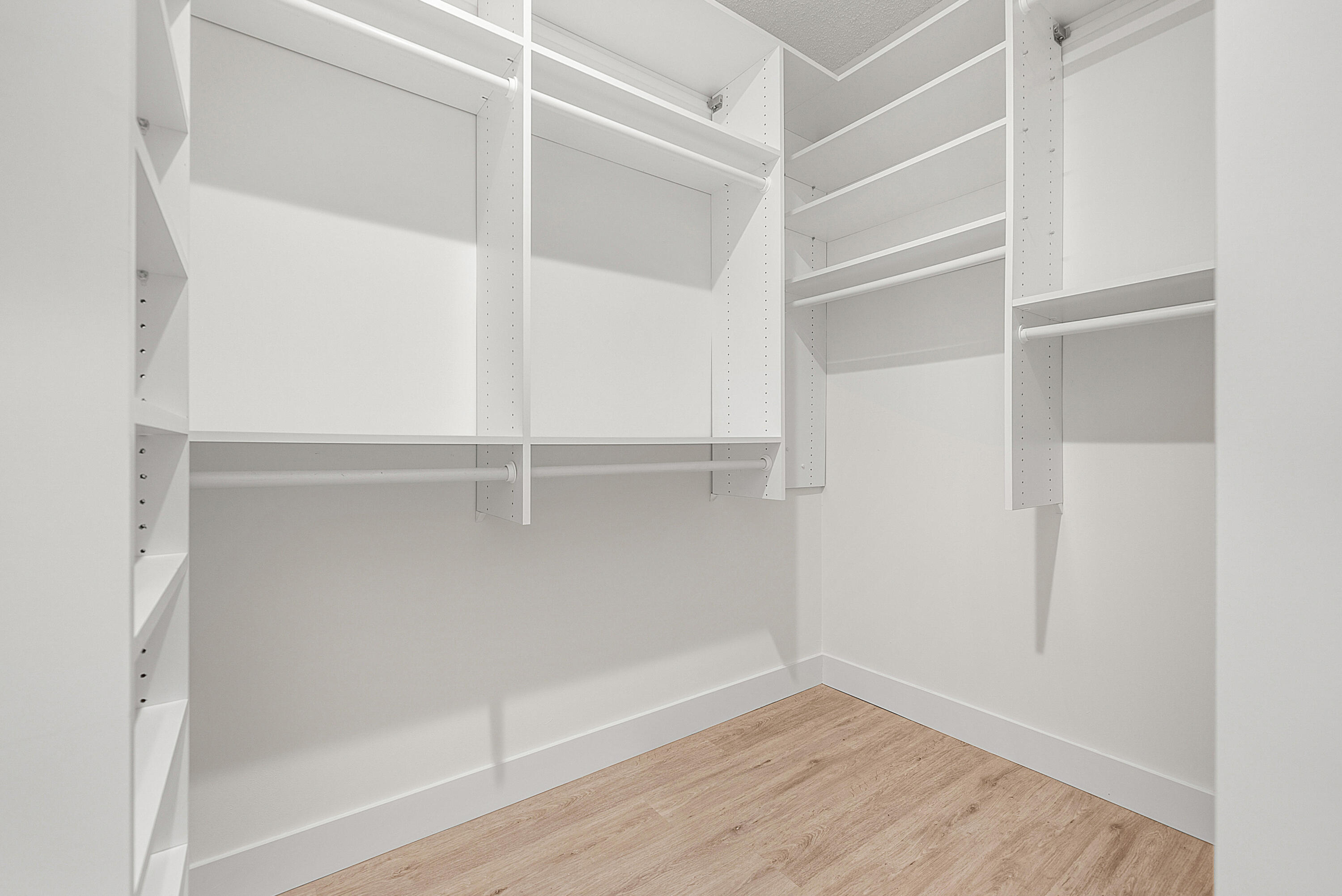 MLS #RX-11140863 image #32