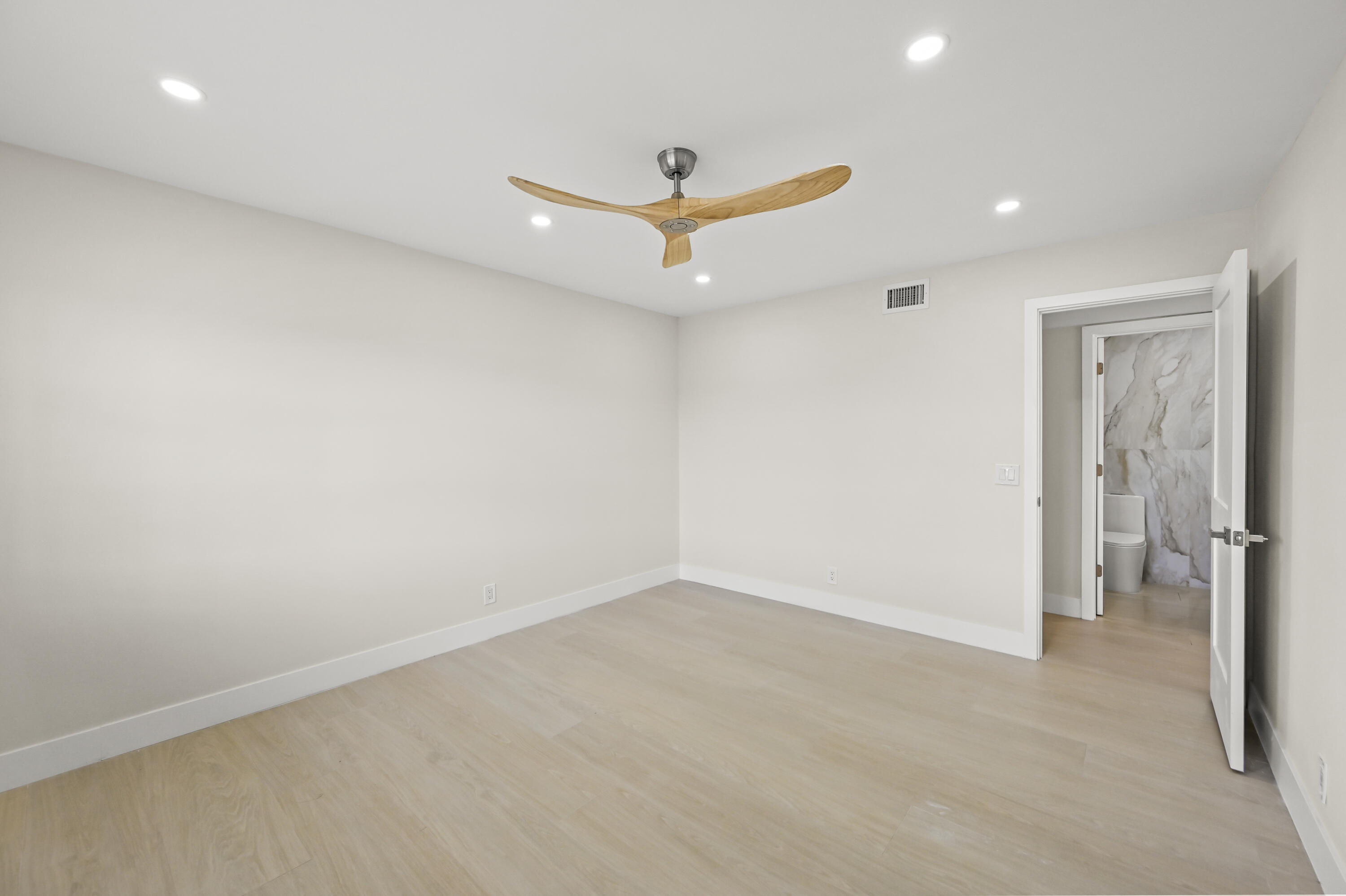 MLS #RX-11140970 image #16