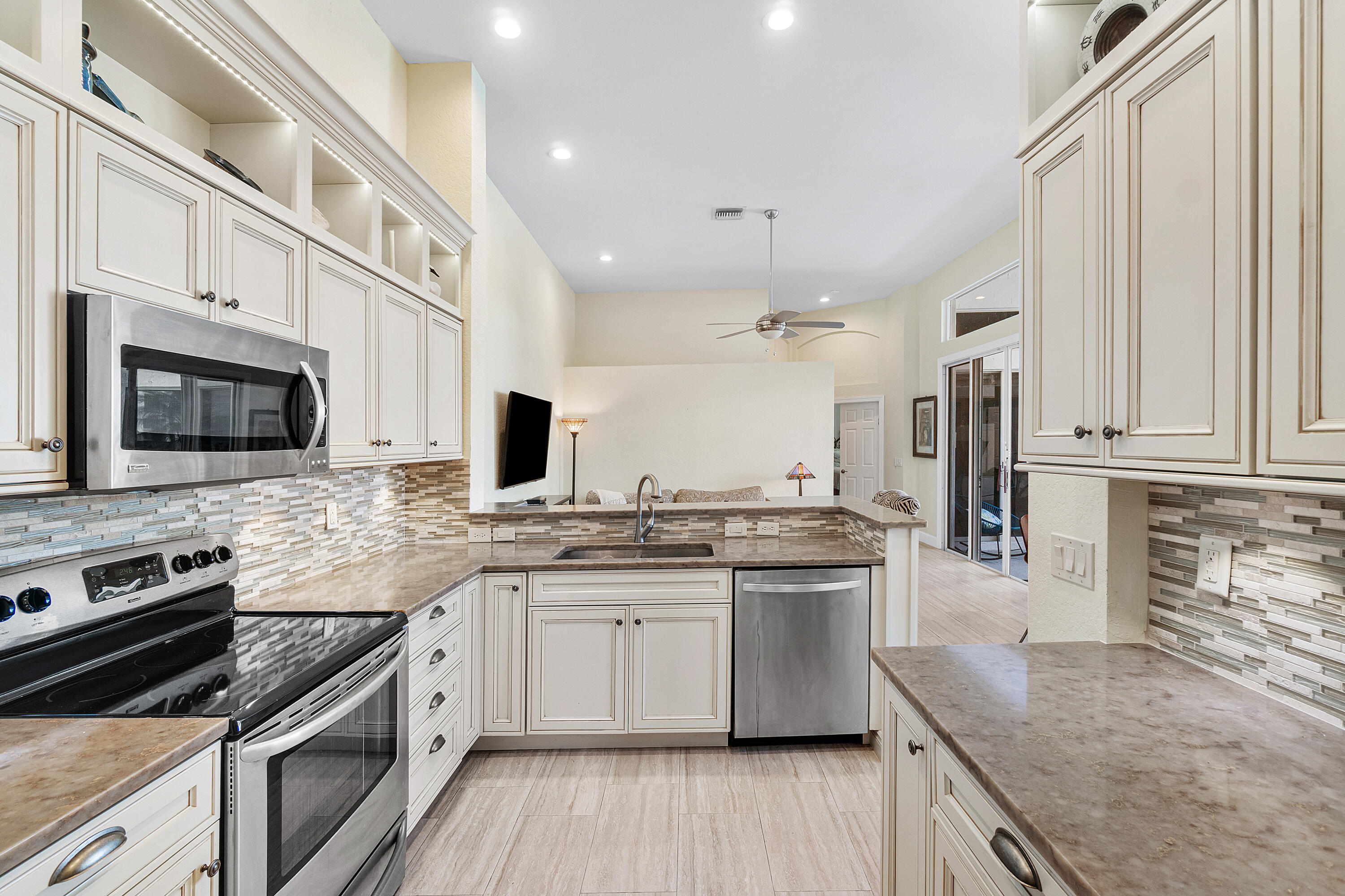 MLS #RX-11141028 image #6