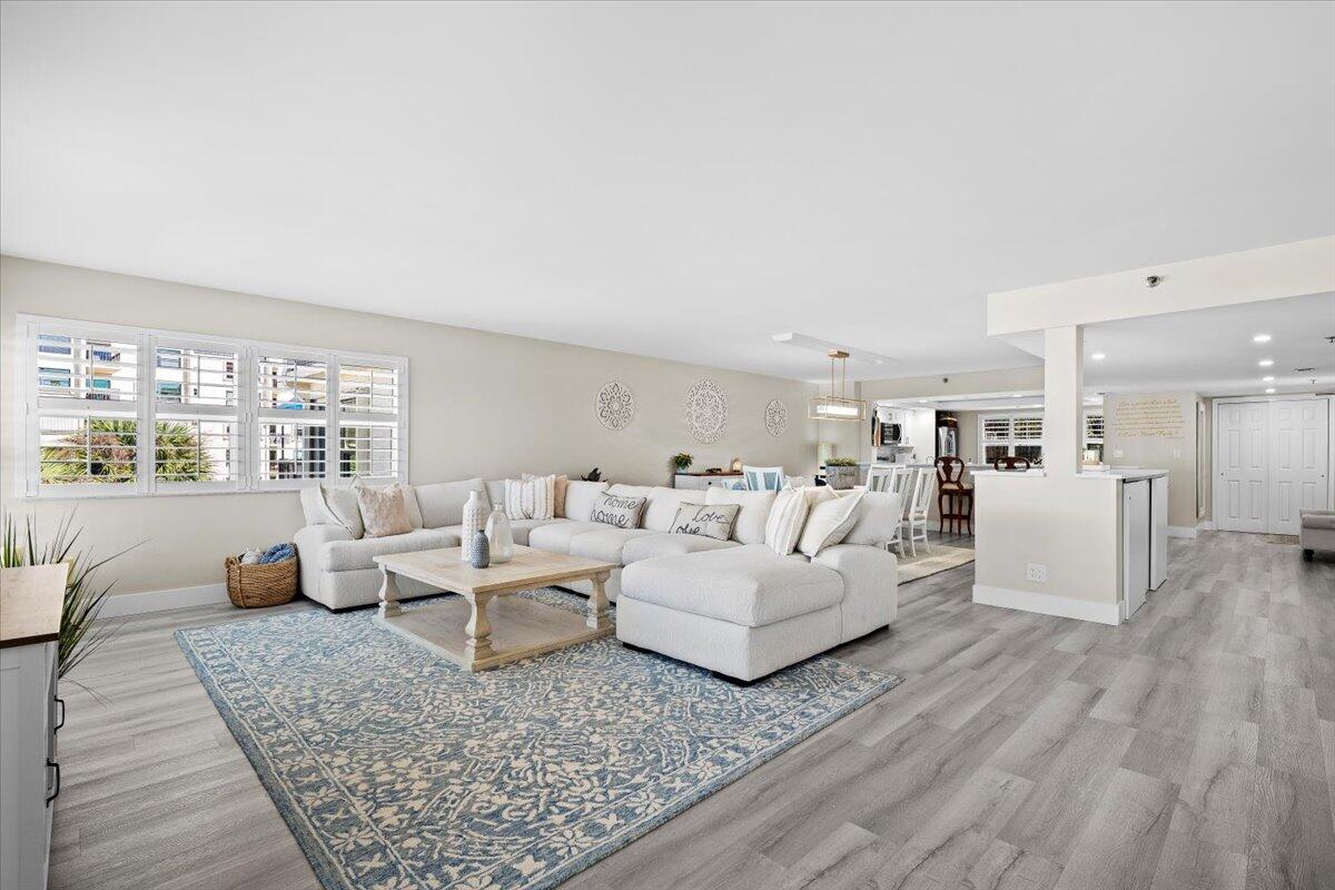 MLS #RX-11141031 image #2