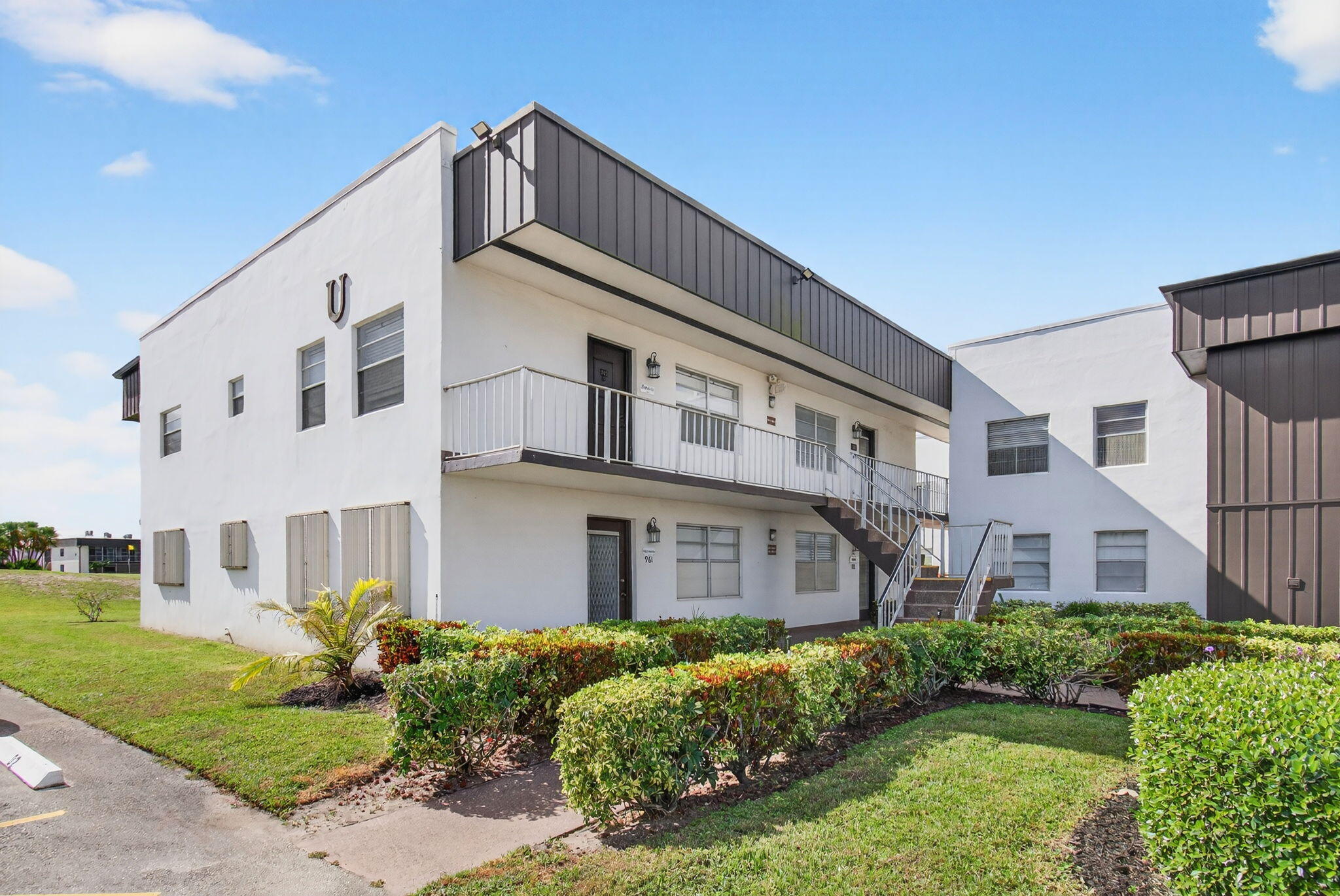 MLS #RX-11141109 image #0