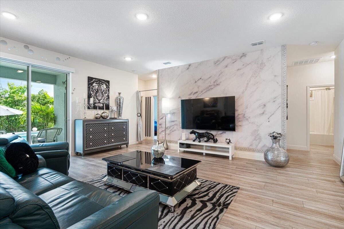 MLS #RX-11141129 image #13