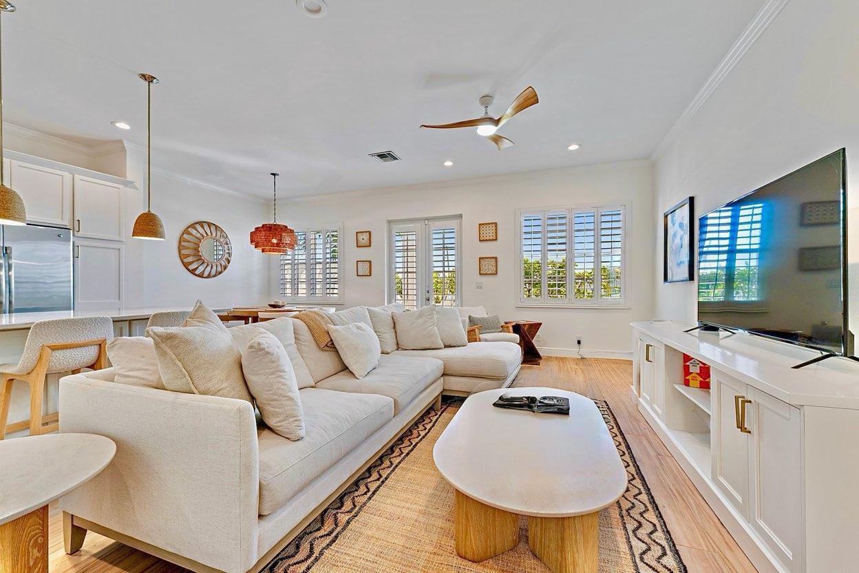 MLS #RX-10441195 image #1