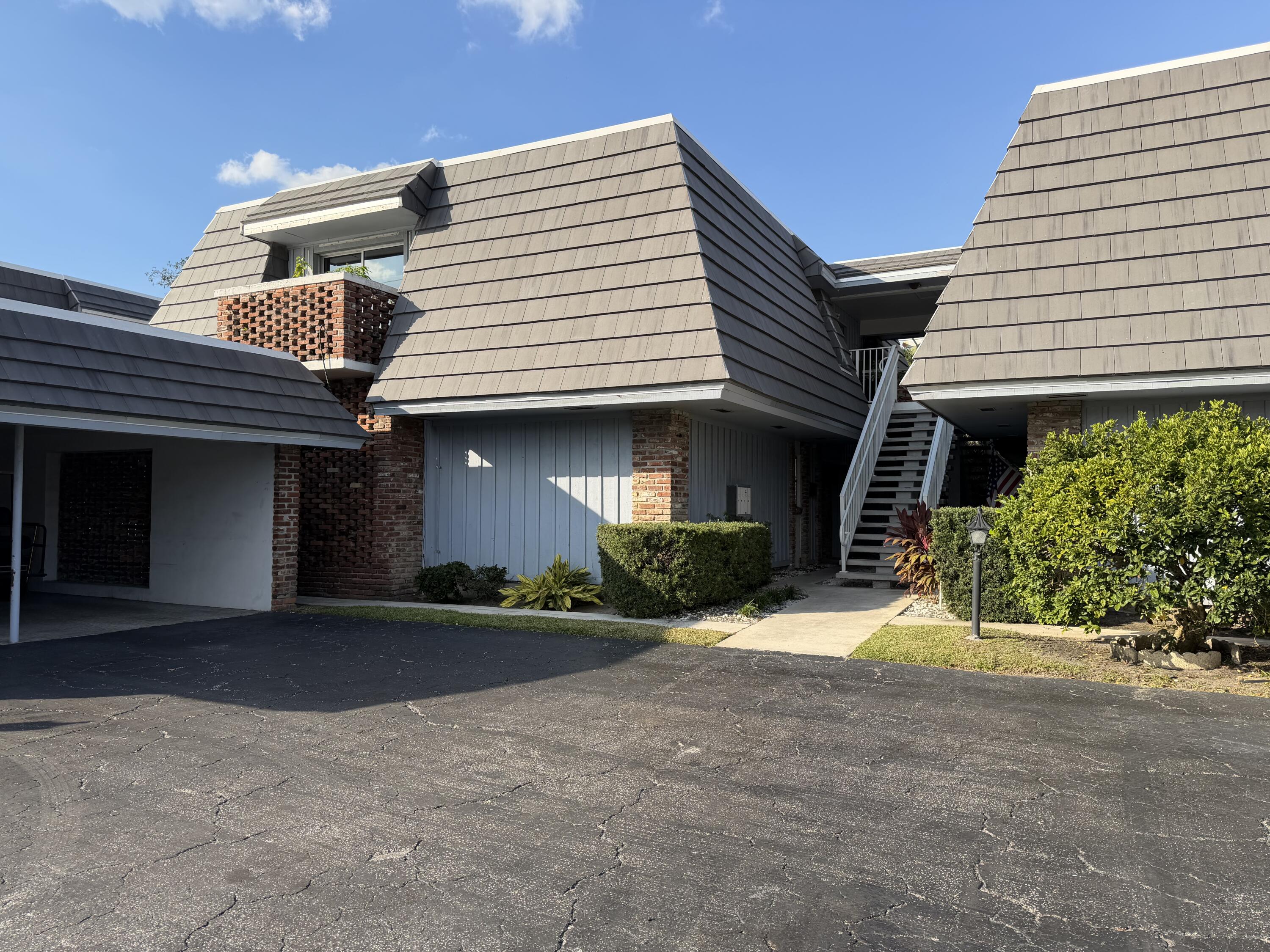 MLS #RX-10477905 image #0