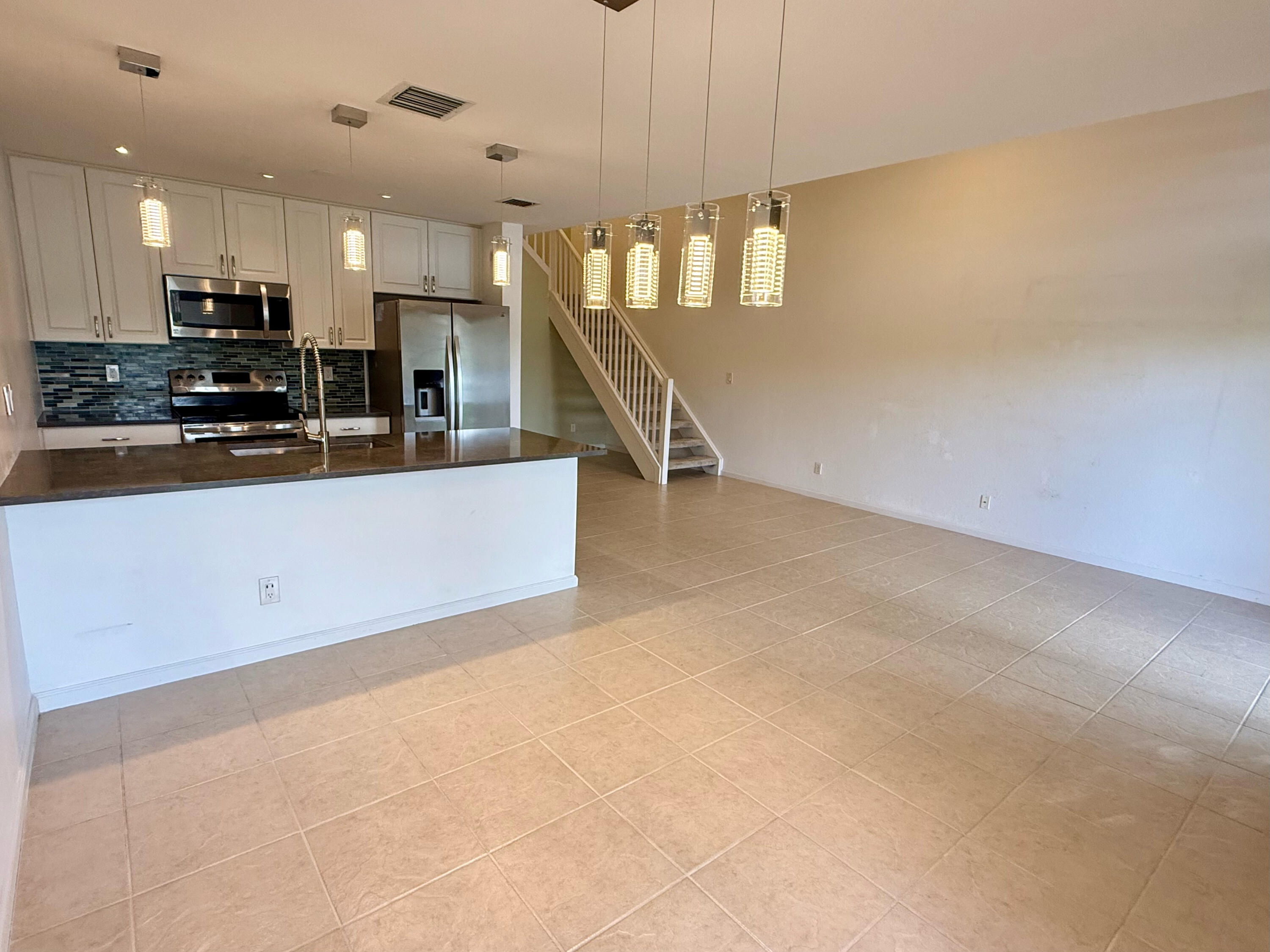 MLS #RX-11141533 image #4