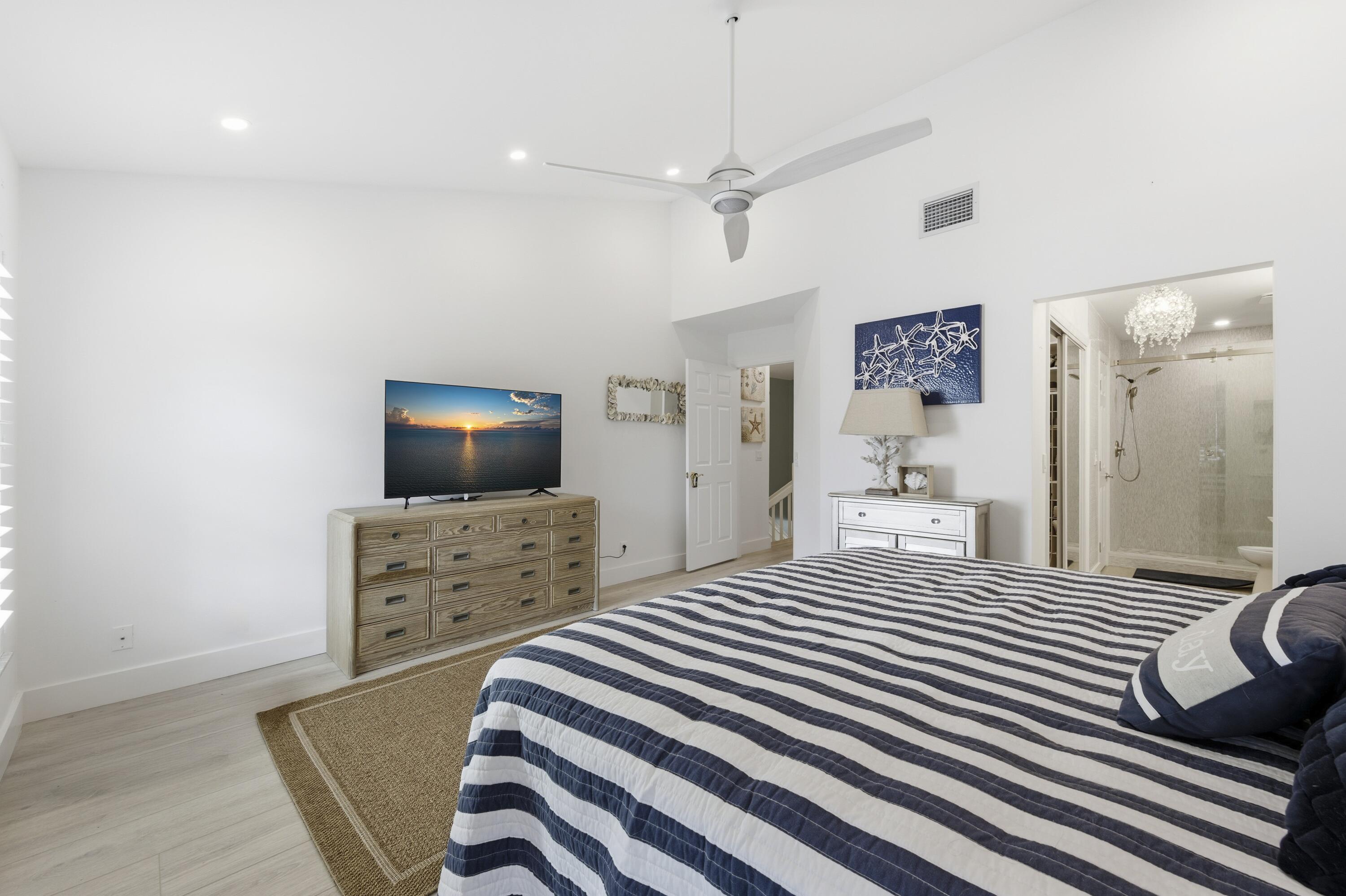 MLS #RX-11003770 image #14