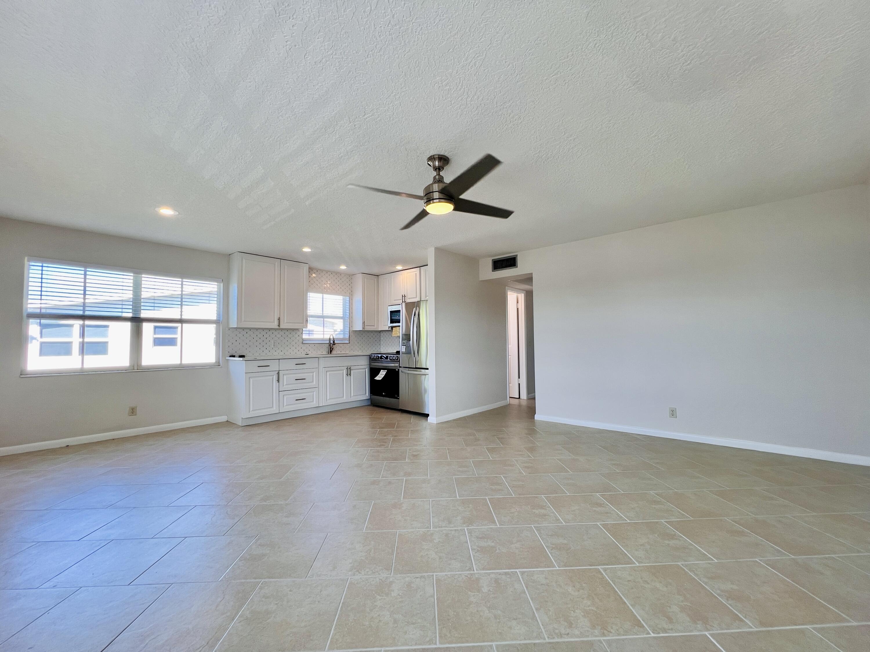 MLS #RX-11141645 image #1