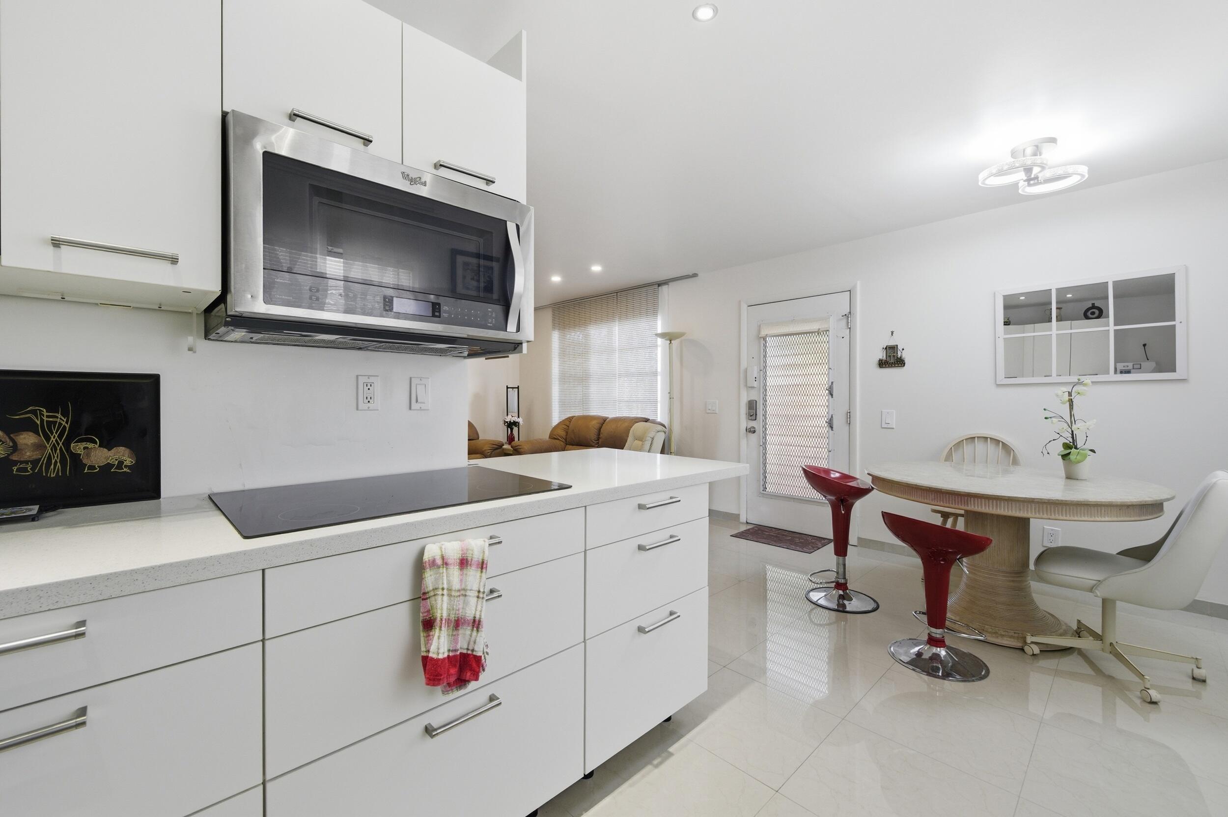 MLS #RX-11141750 image #1