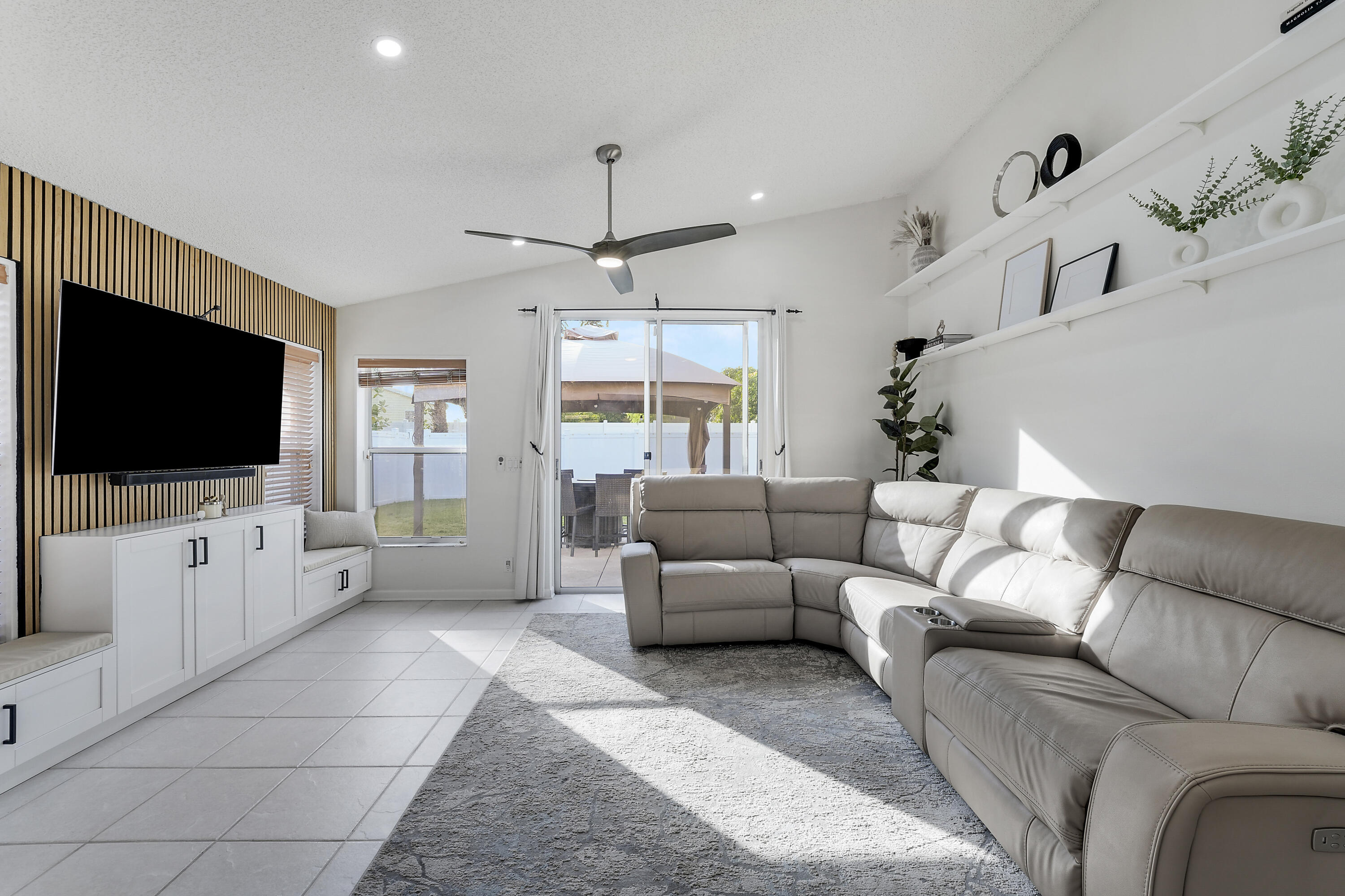 MLS #RX-11141854 image #1