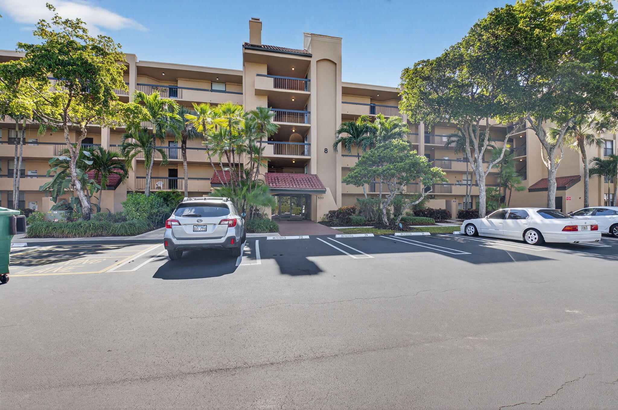 MLS #RX-10456923 image #1