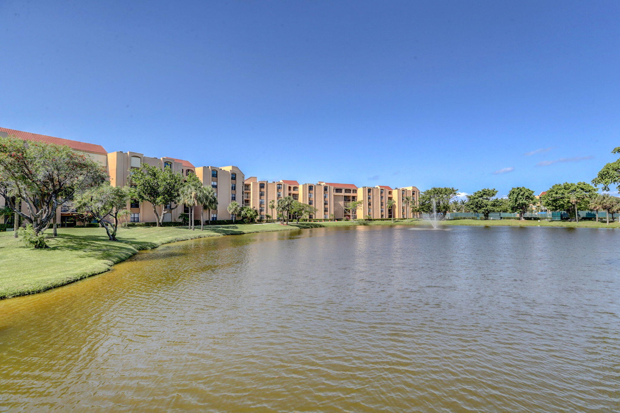 MLS #RX-10456923 image #32