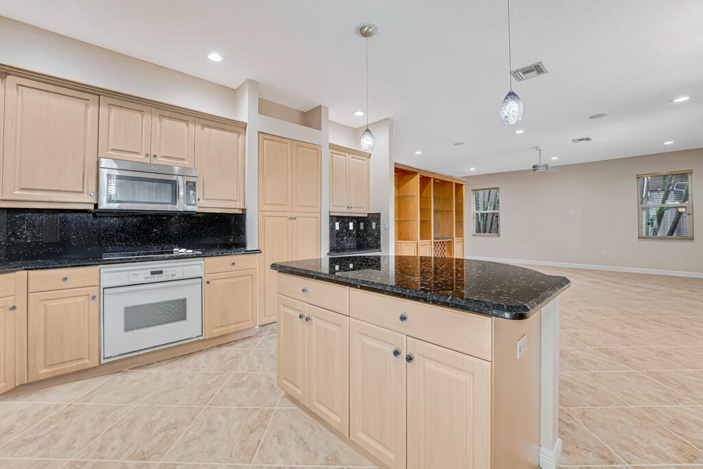 MLS #RX-11142173 image #28