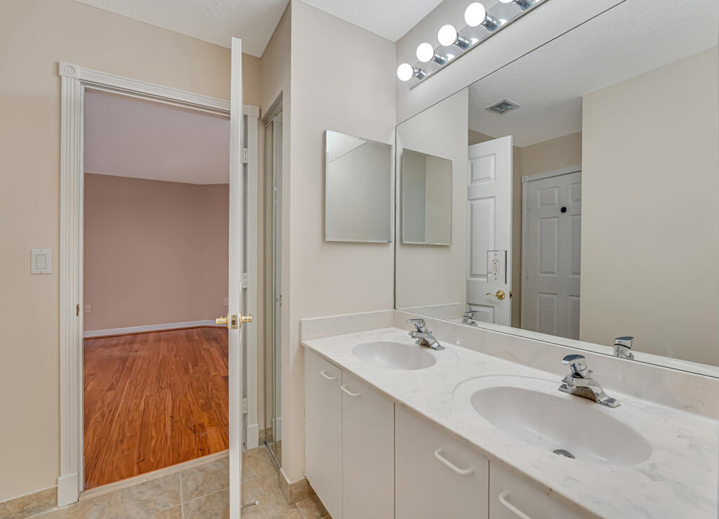 MLS #RX-11142173 image #58