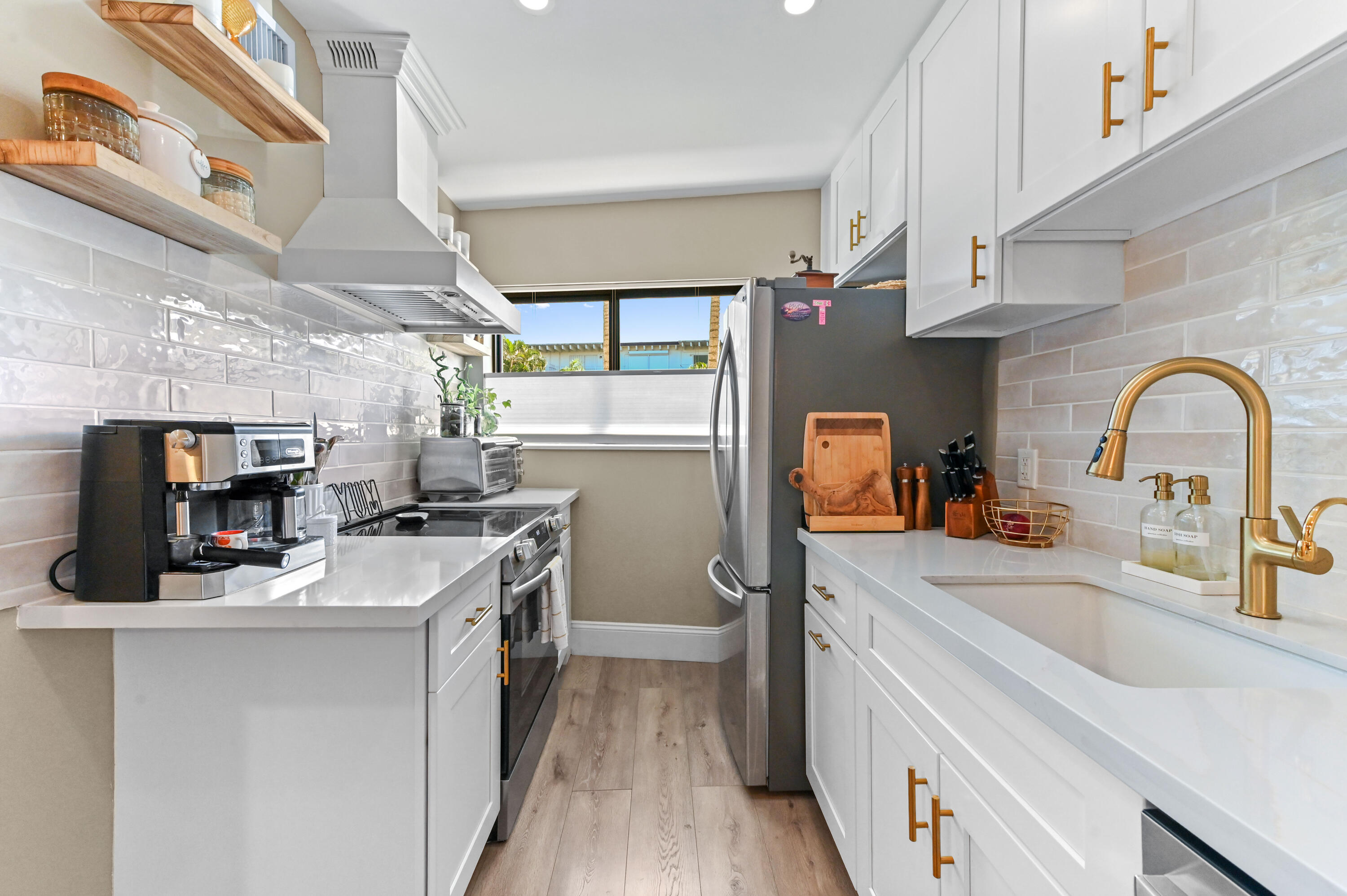 MLS #RX-11003057 image #5