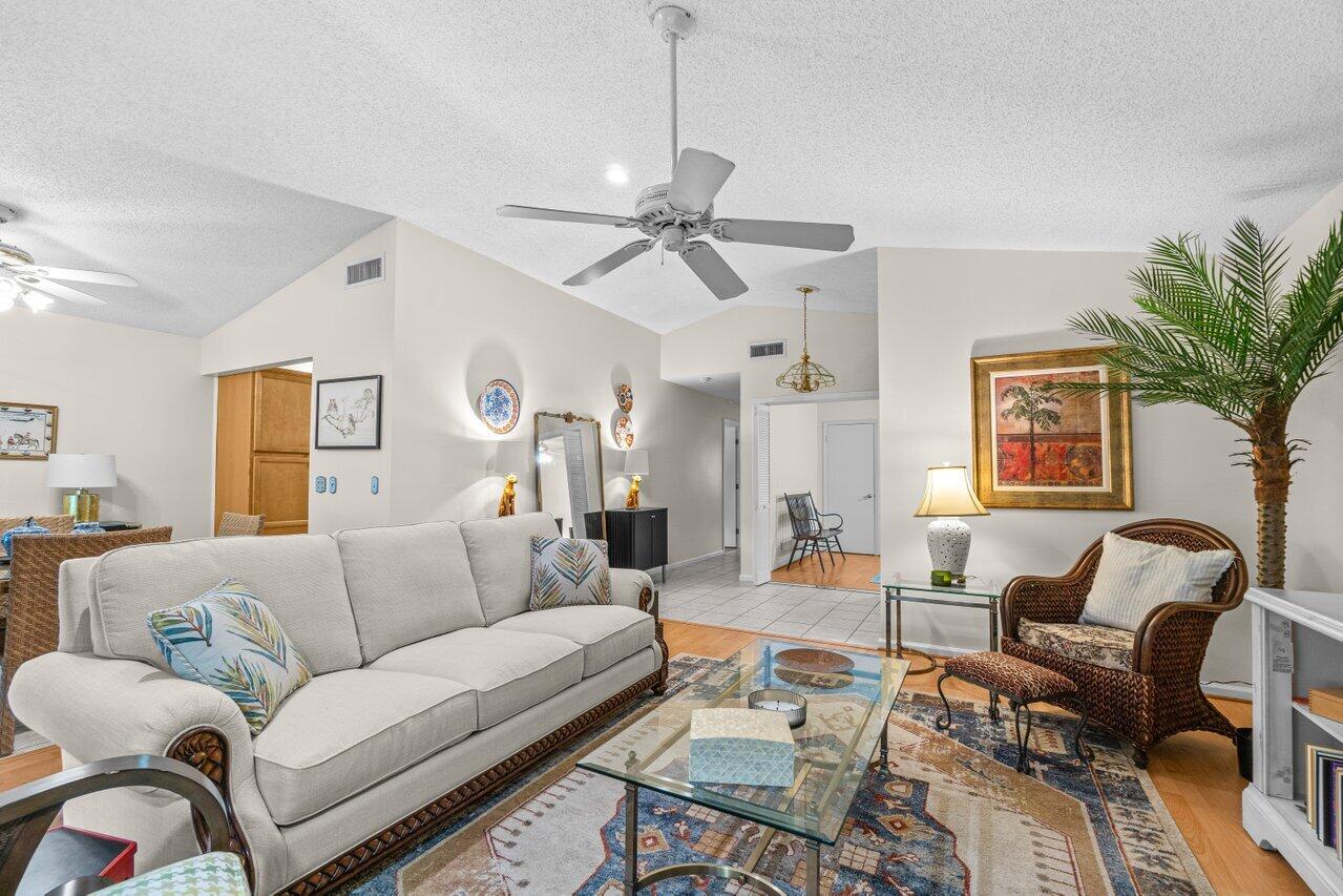 MLS #RX-11142333 image #1