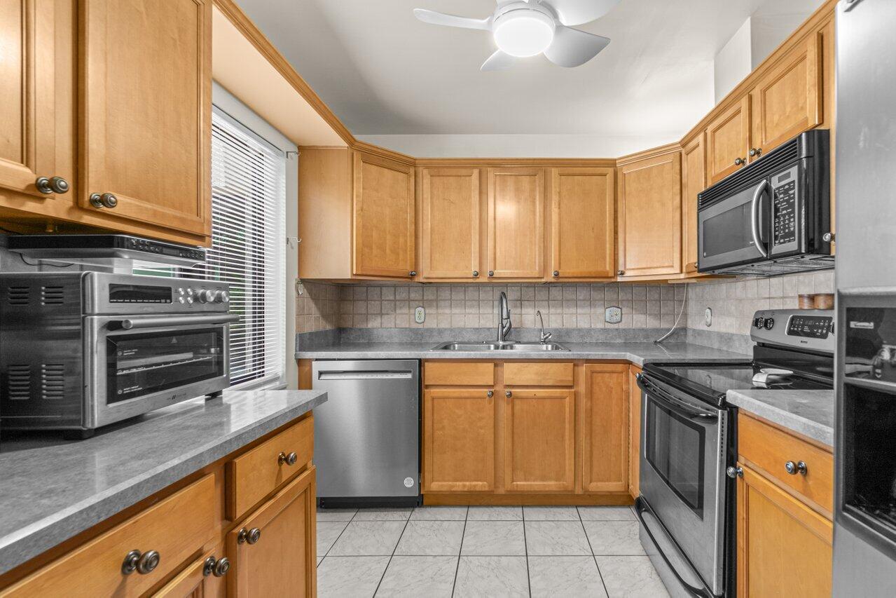 MLS #RX-11142333 image #2